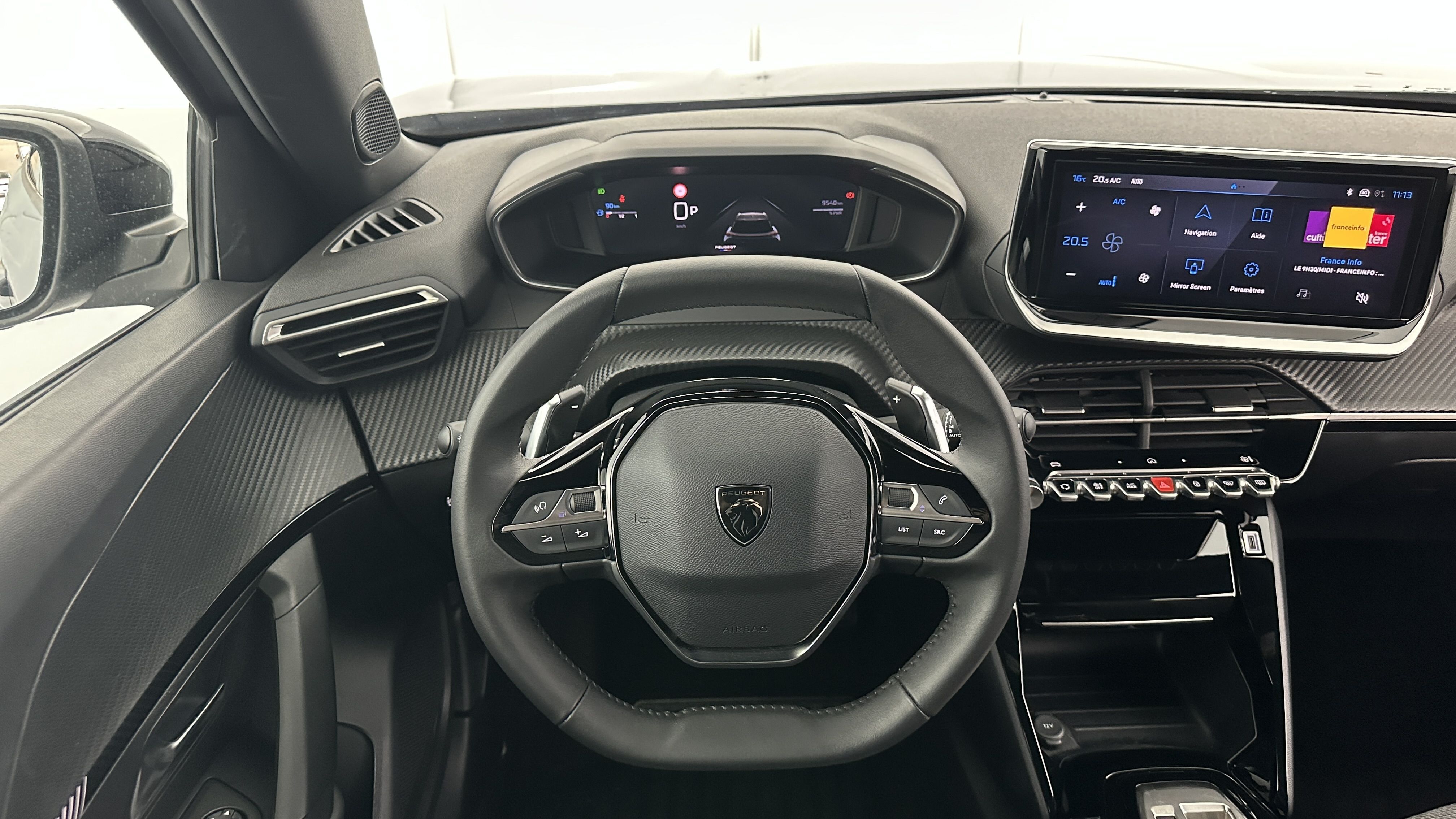 Peugeot 2008 - Image 14