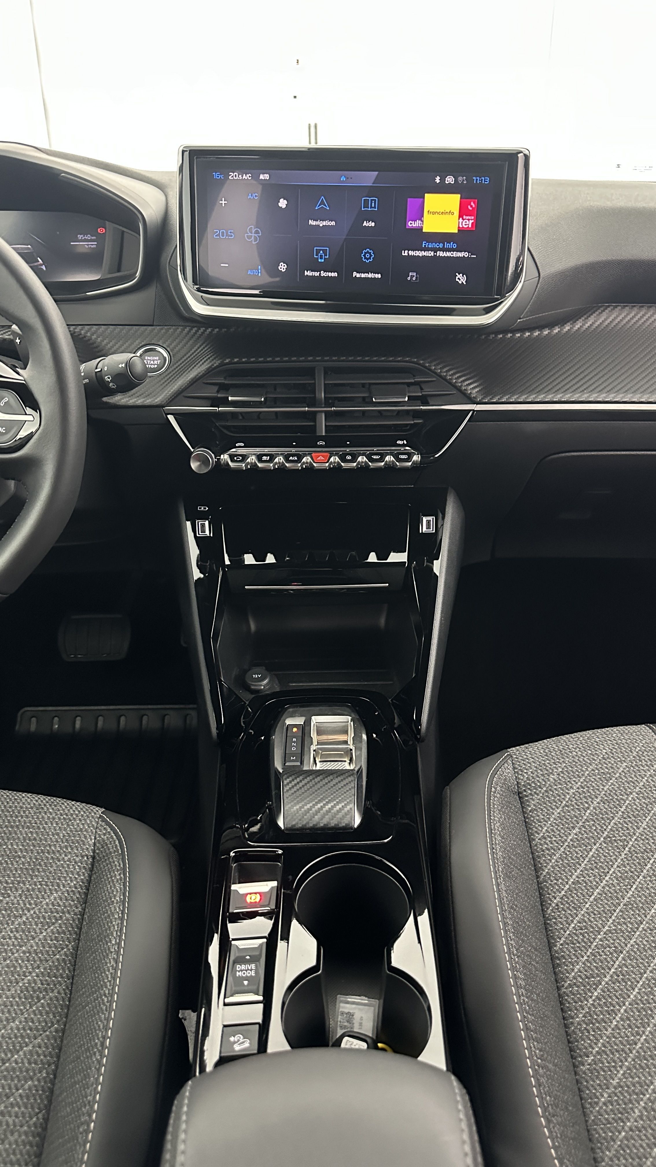 Peugeot 2008 - Image 16