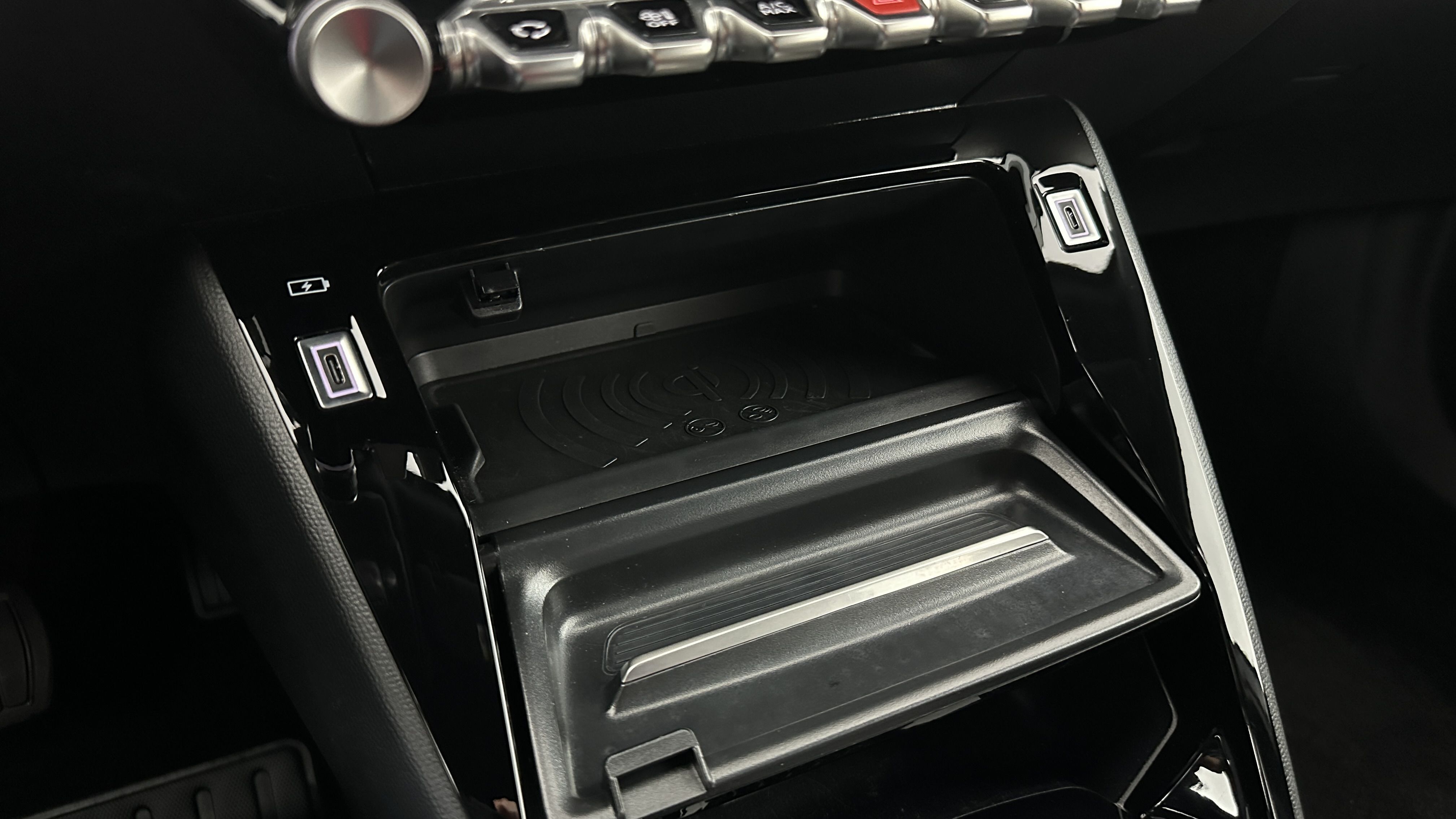 Peugeot 2008 - Image 21