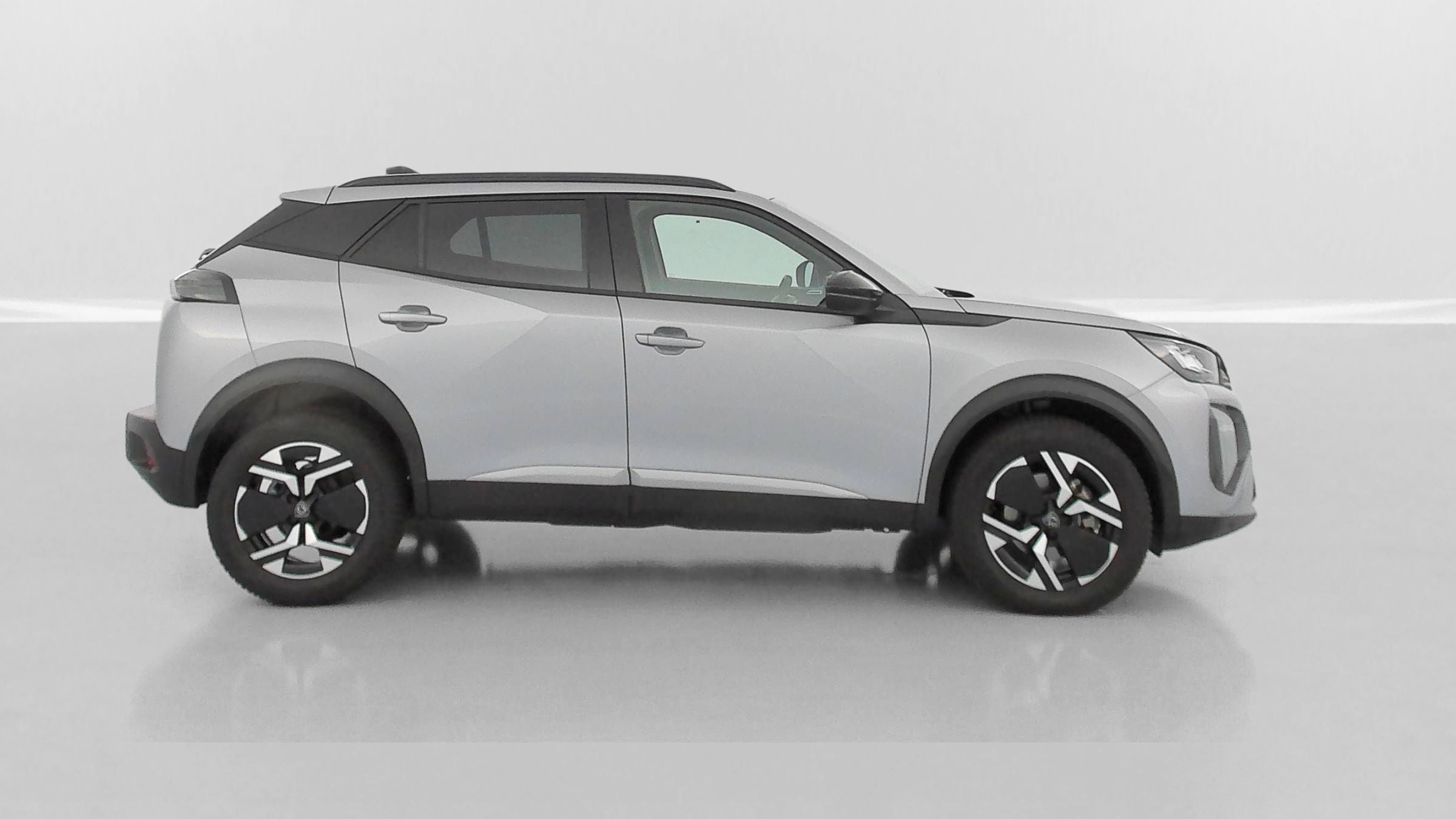 Peugeot 2008 - Image 25