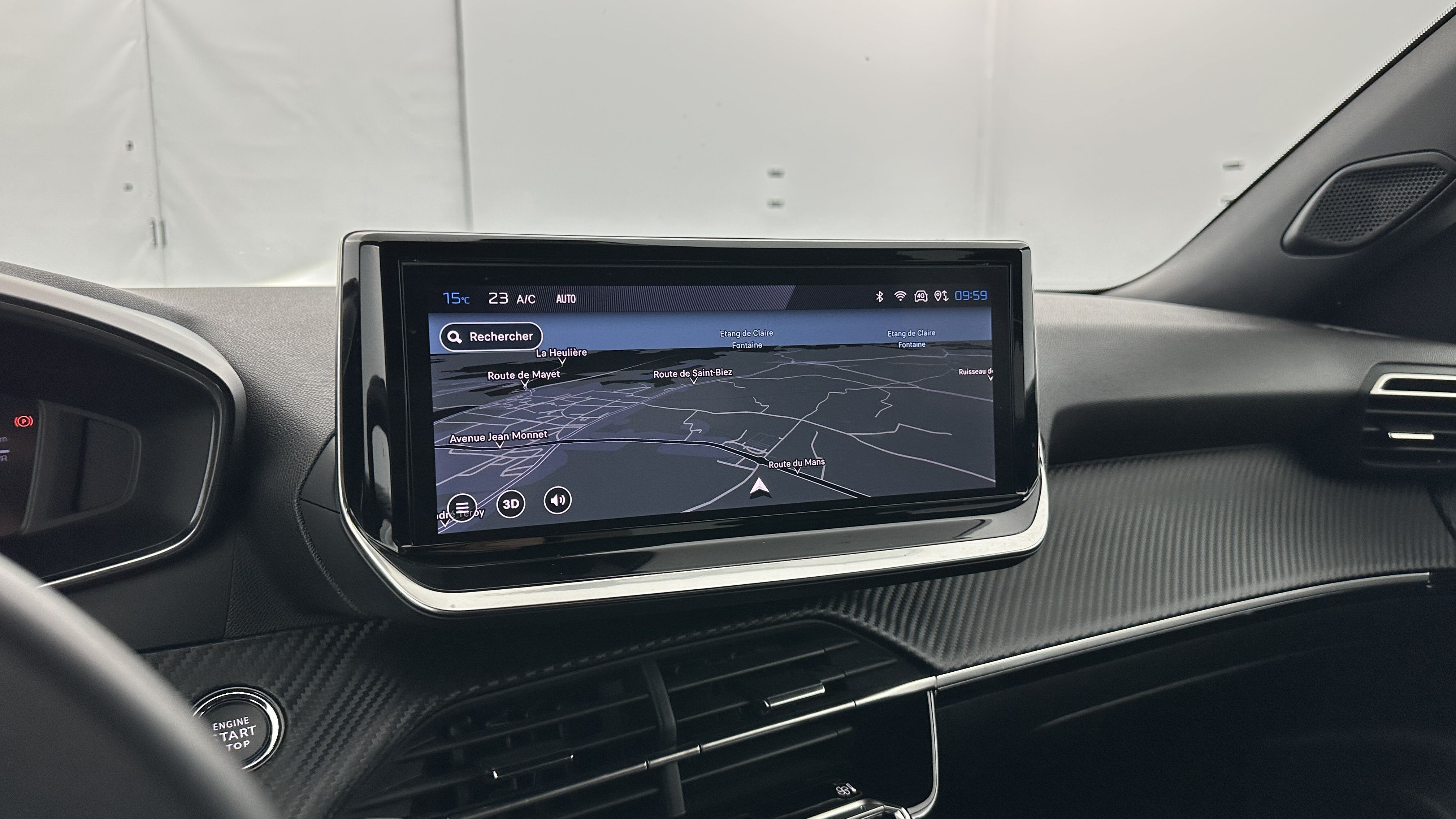 Peugeot 2008 - Image 18