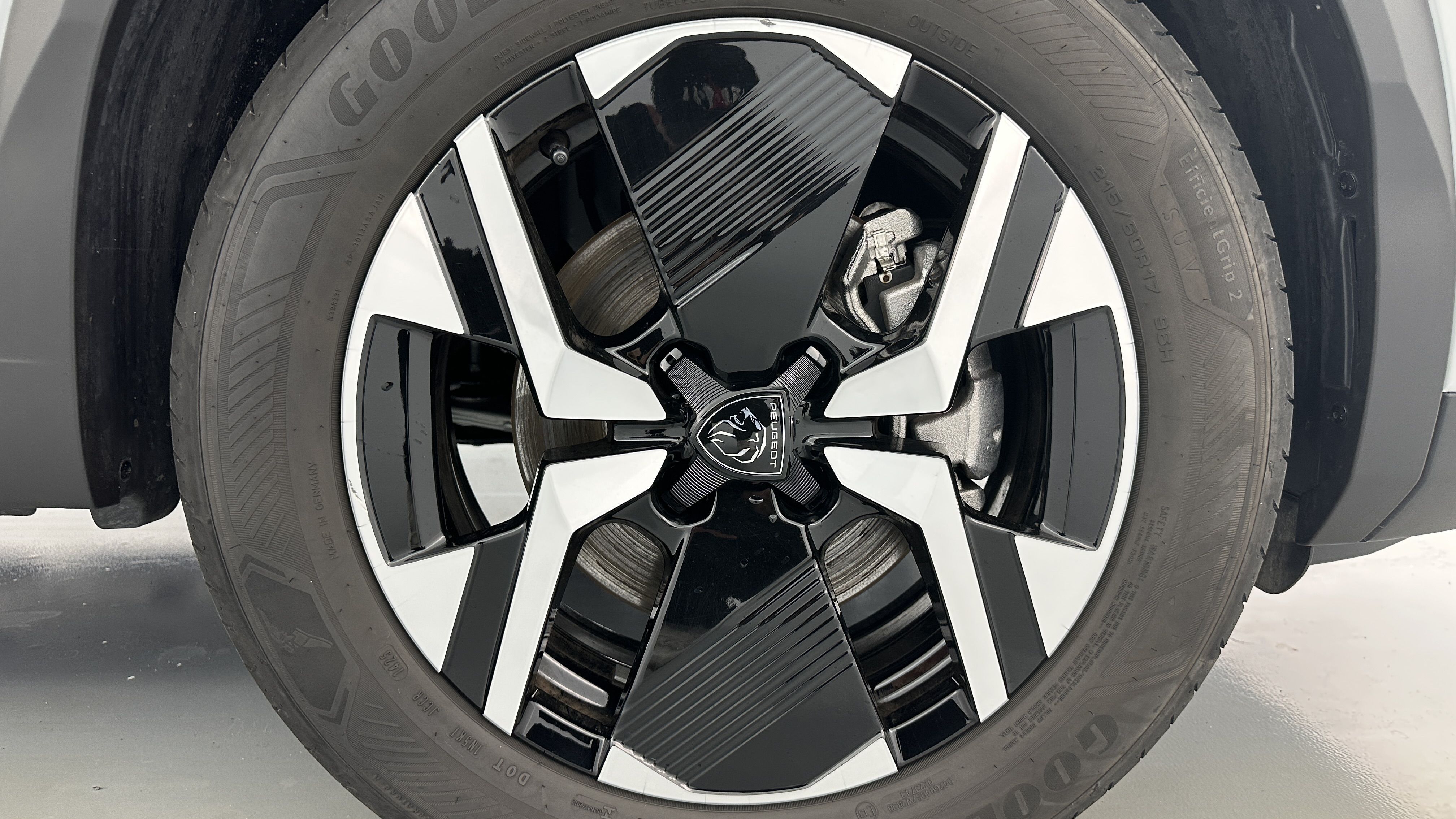 Peugeot 2008 - Image 25