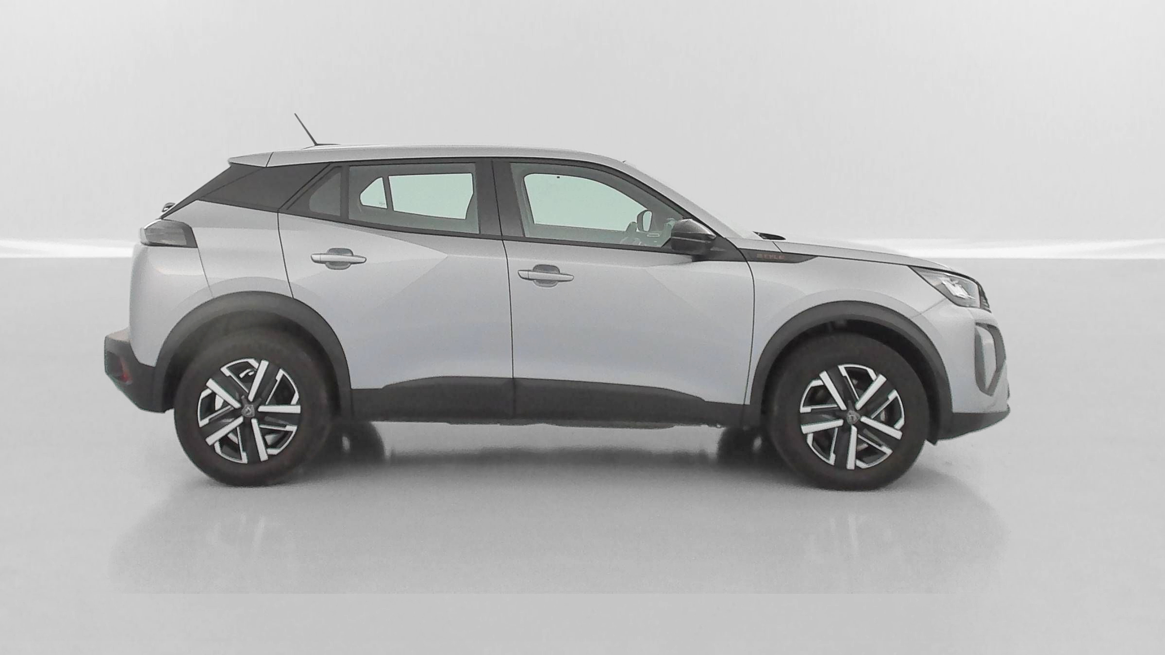 Peugeot 2008 - Image 20