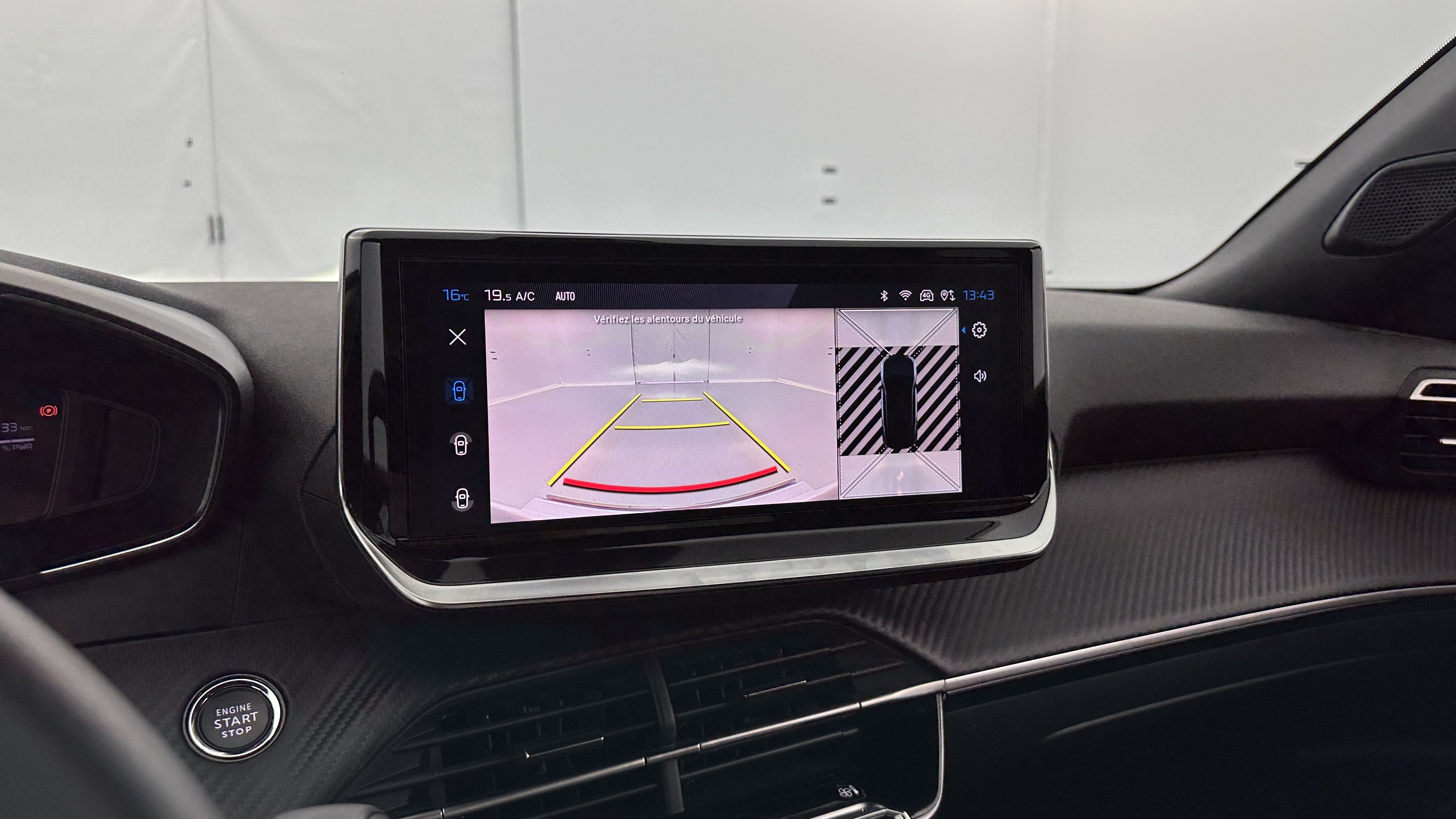 Peugeot 2008 - Image 21