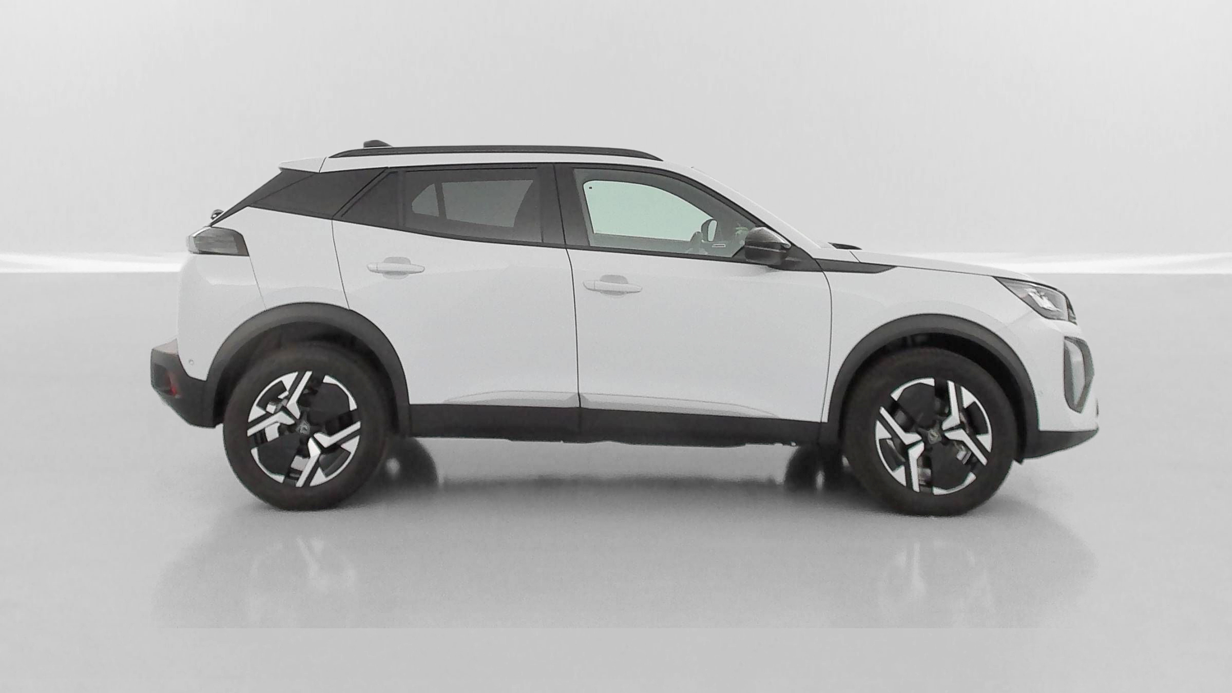 Peugeot 2008 - Image 30