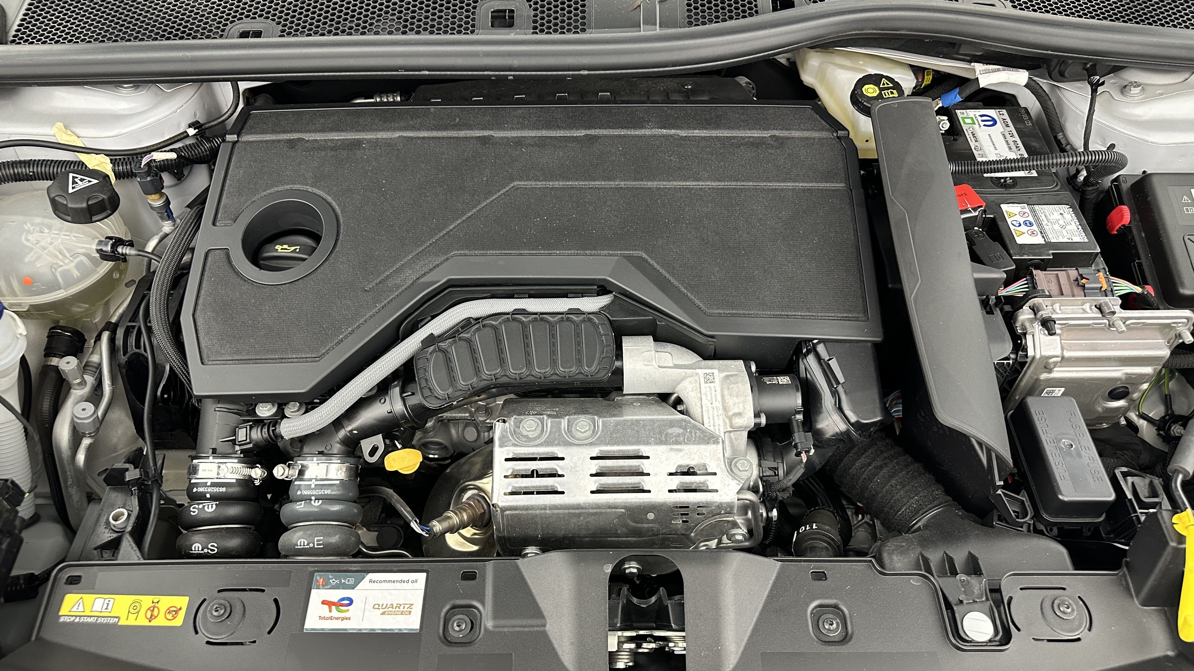 Peugeot 2008 - Image 11