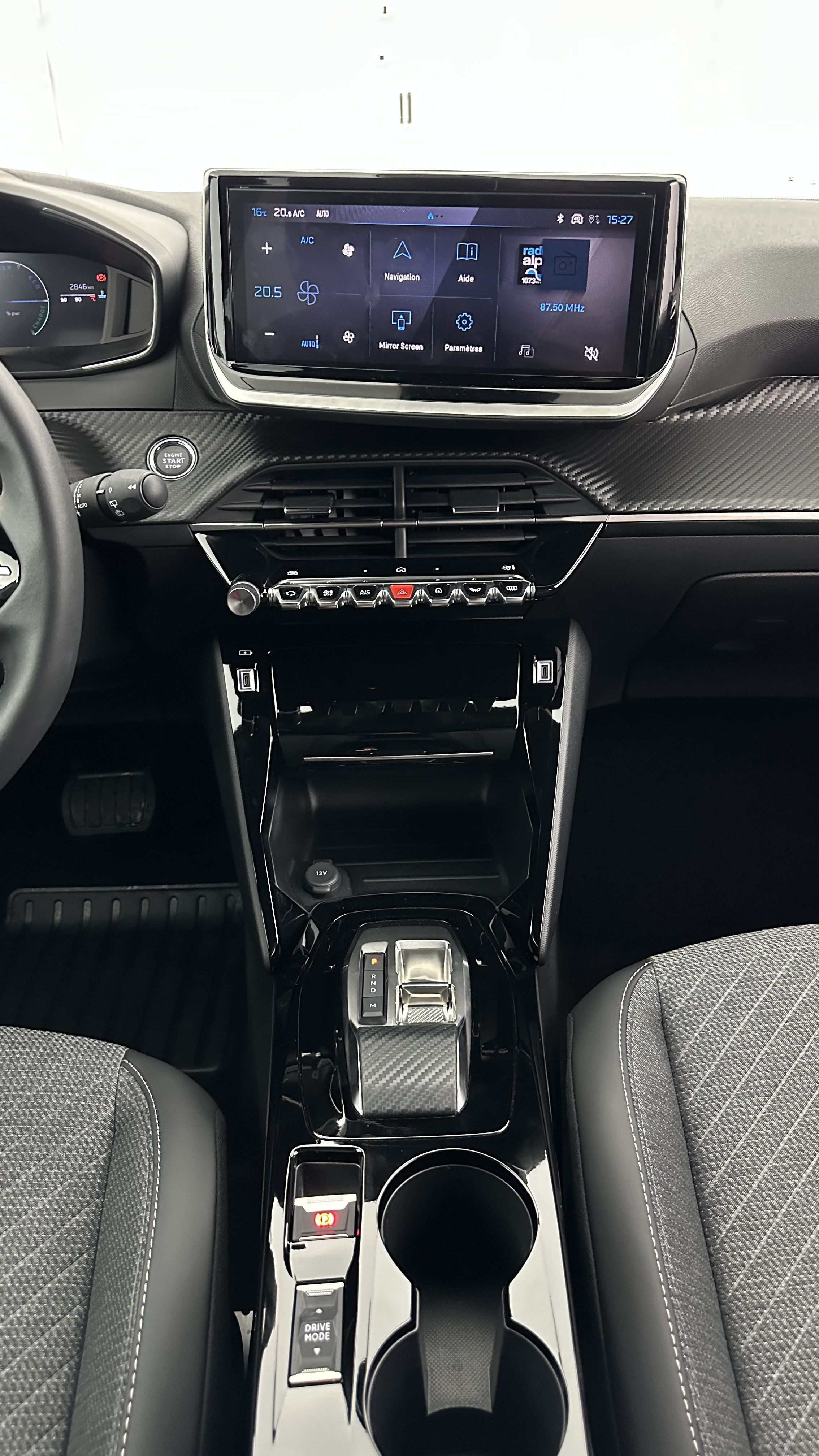 Peugeot 2008 - Image 16