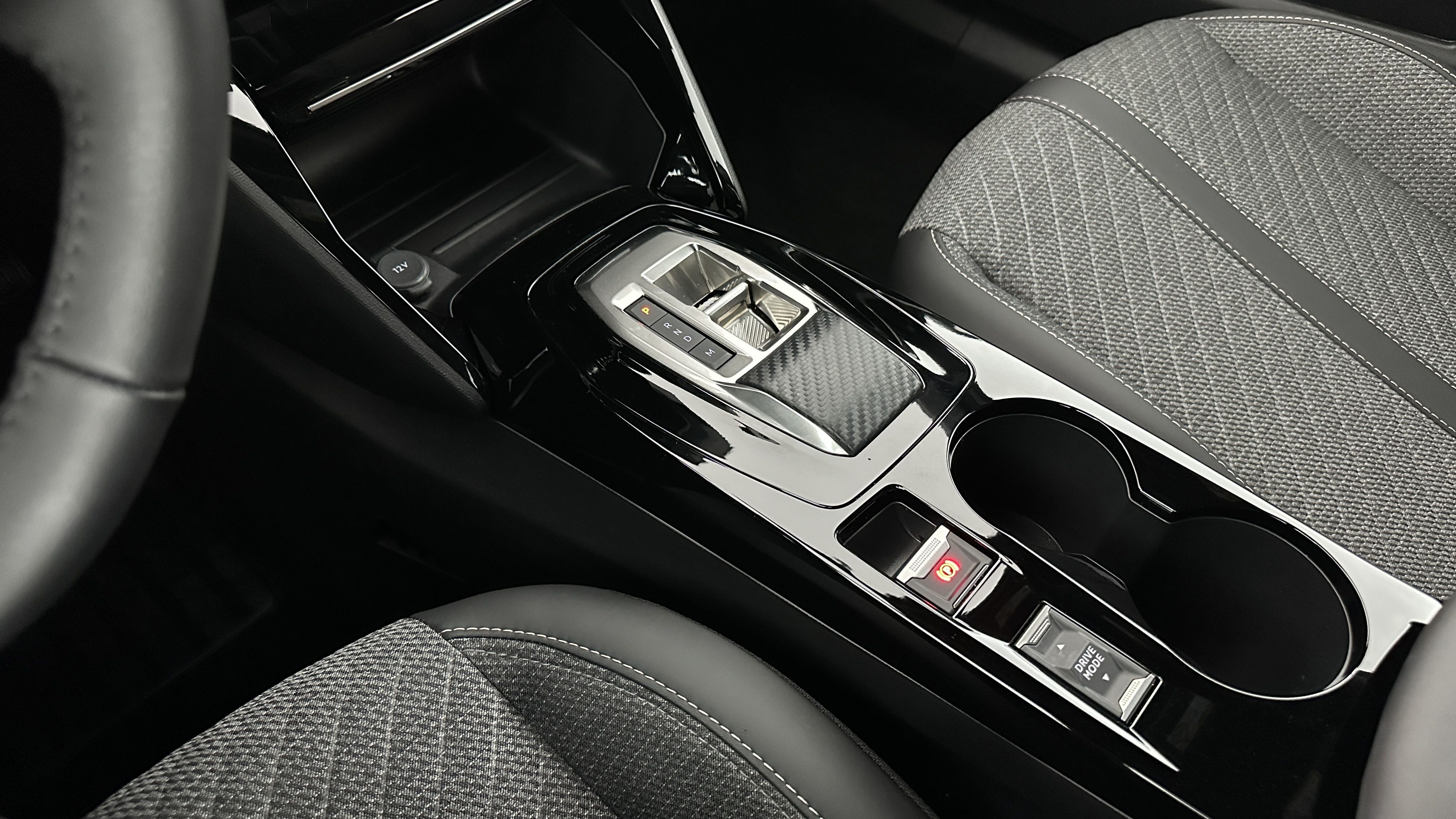 Peugeot 2008 - Image 17