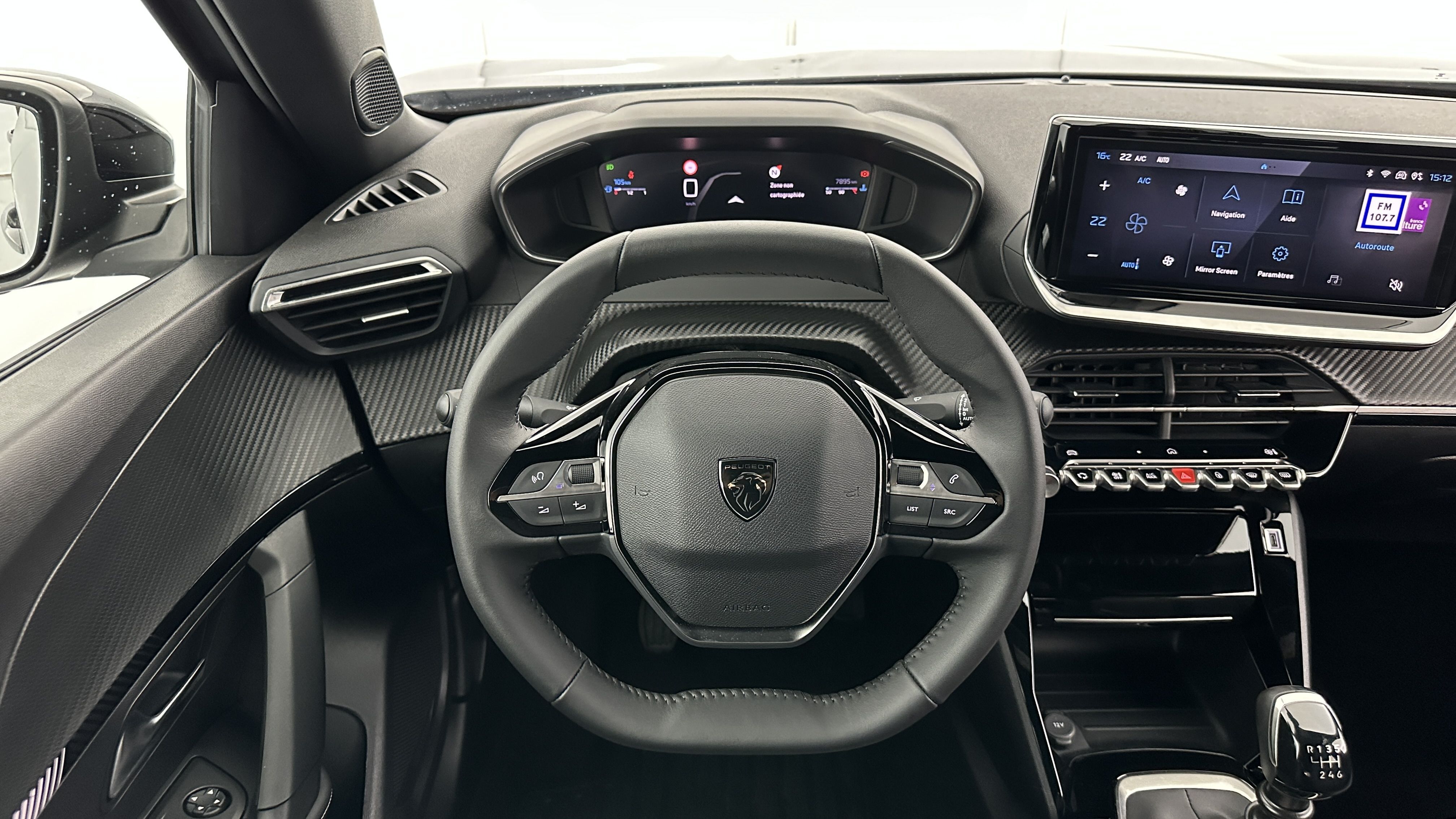 Peugeot 2008 - Image 14