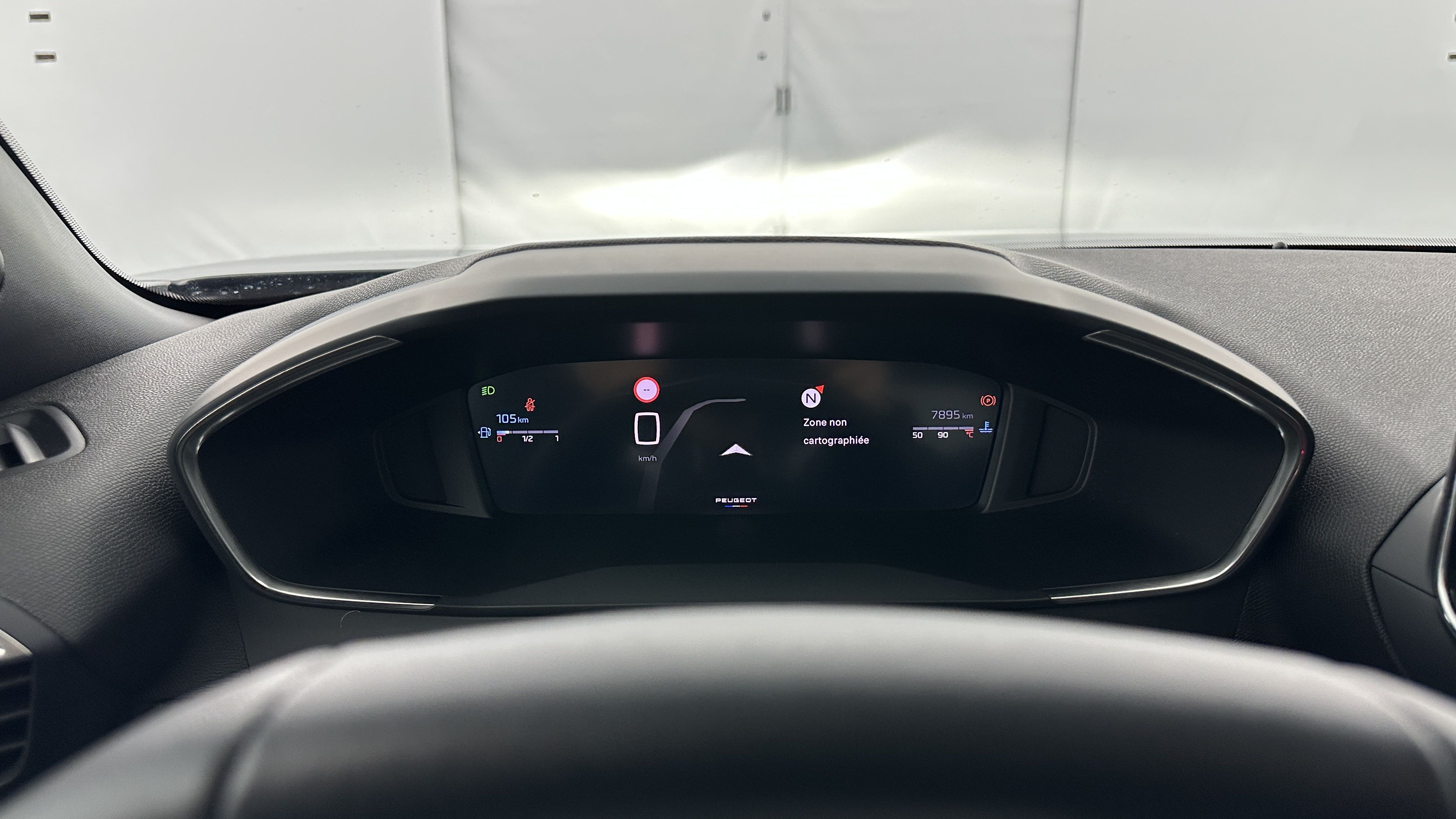 Peugeot 2008 - Image 15