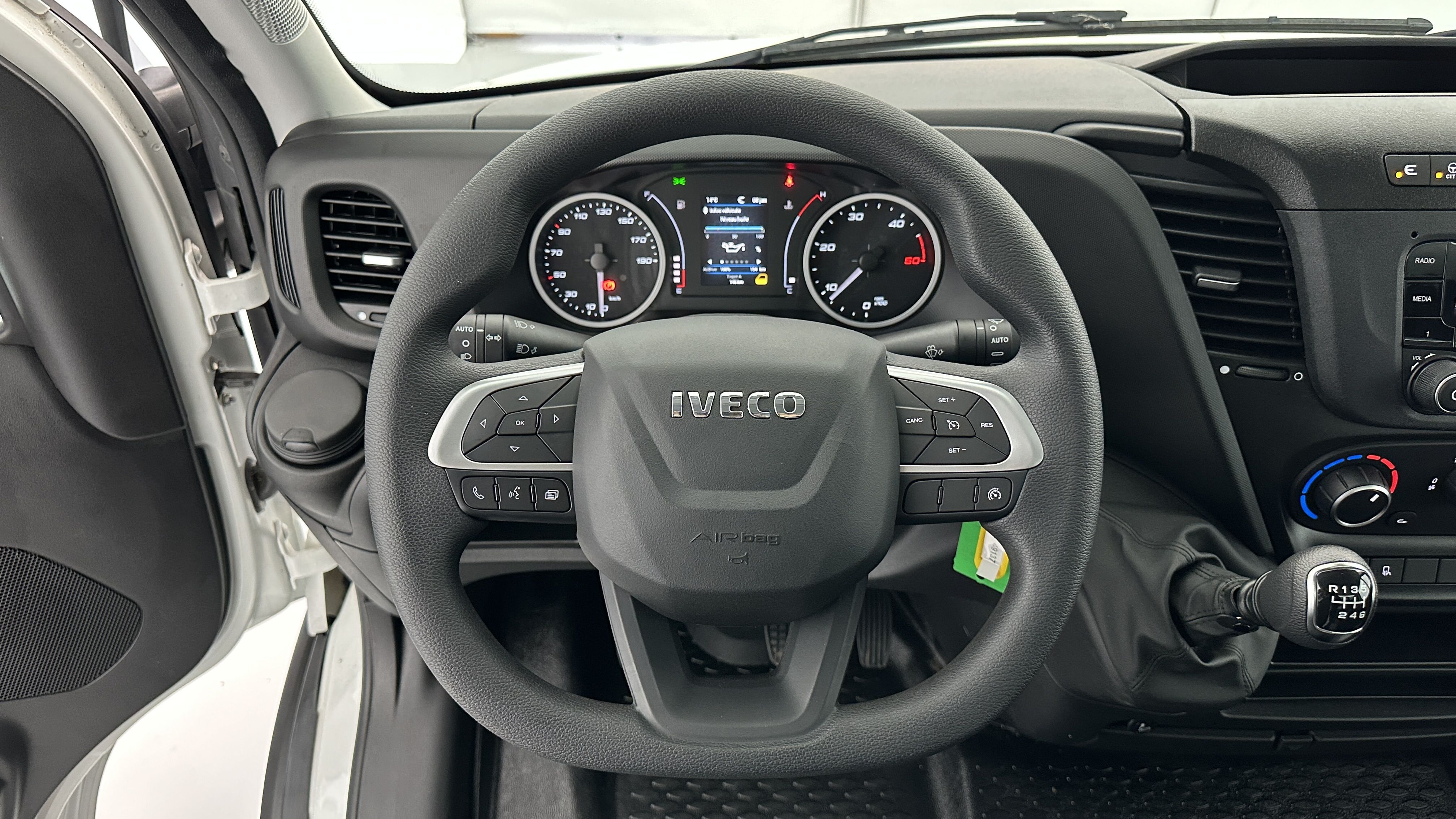 Iveco Daily - Image 10
