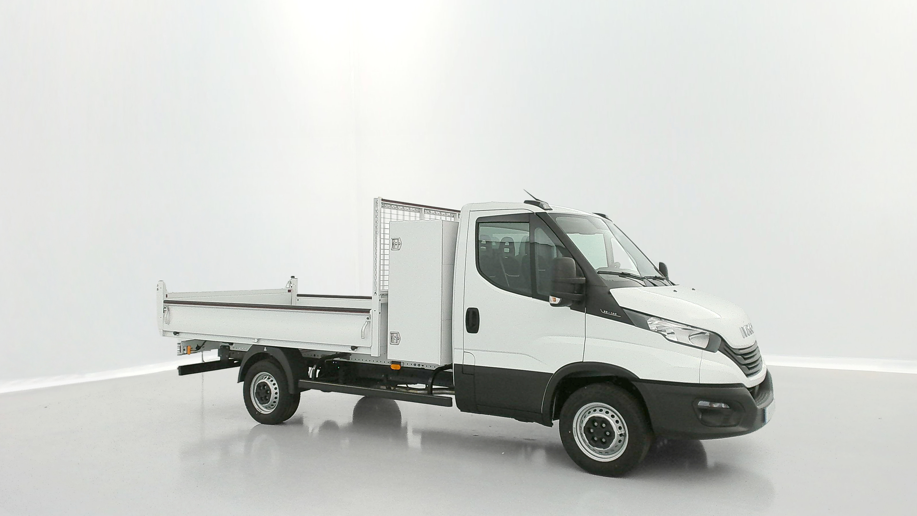 Iveco Daily - Image 22