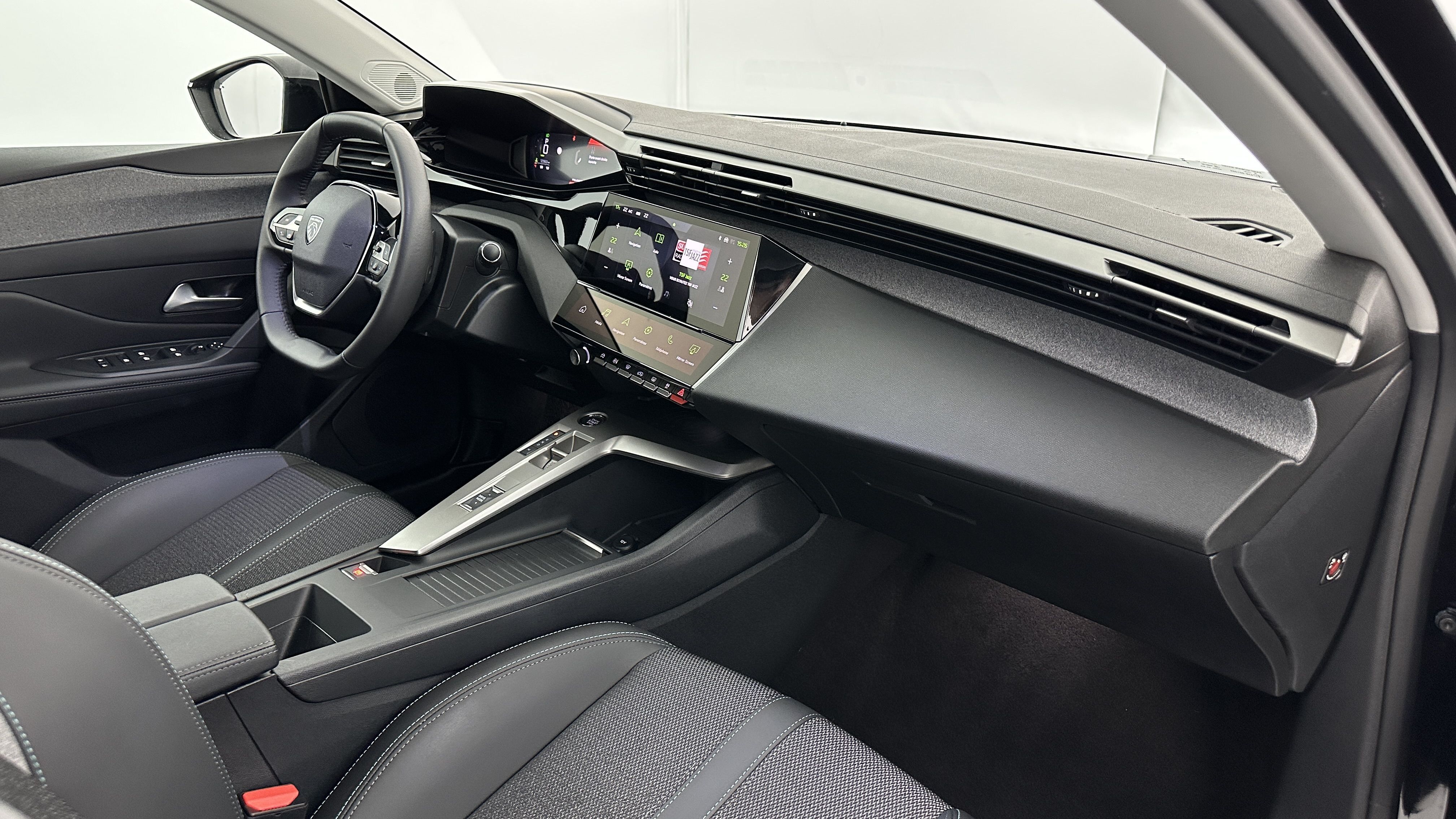 Peugeot 308 - Image 8