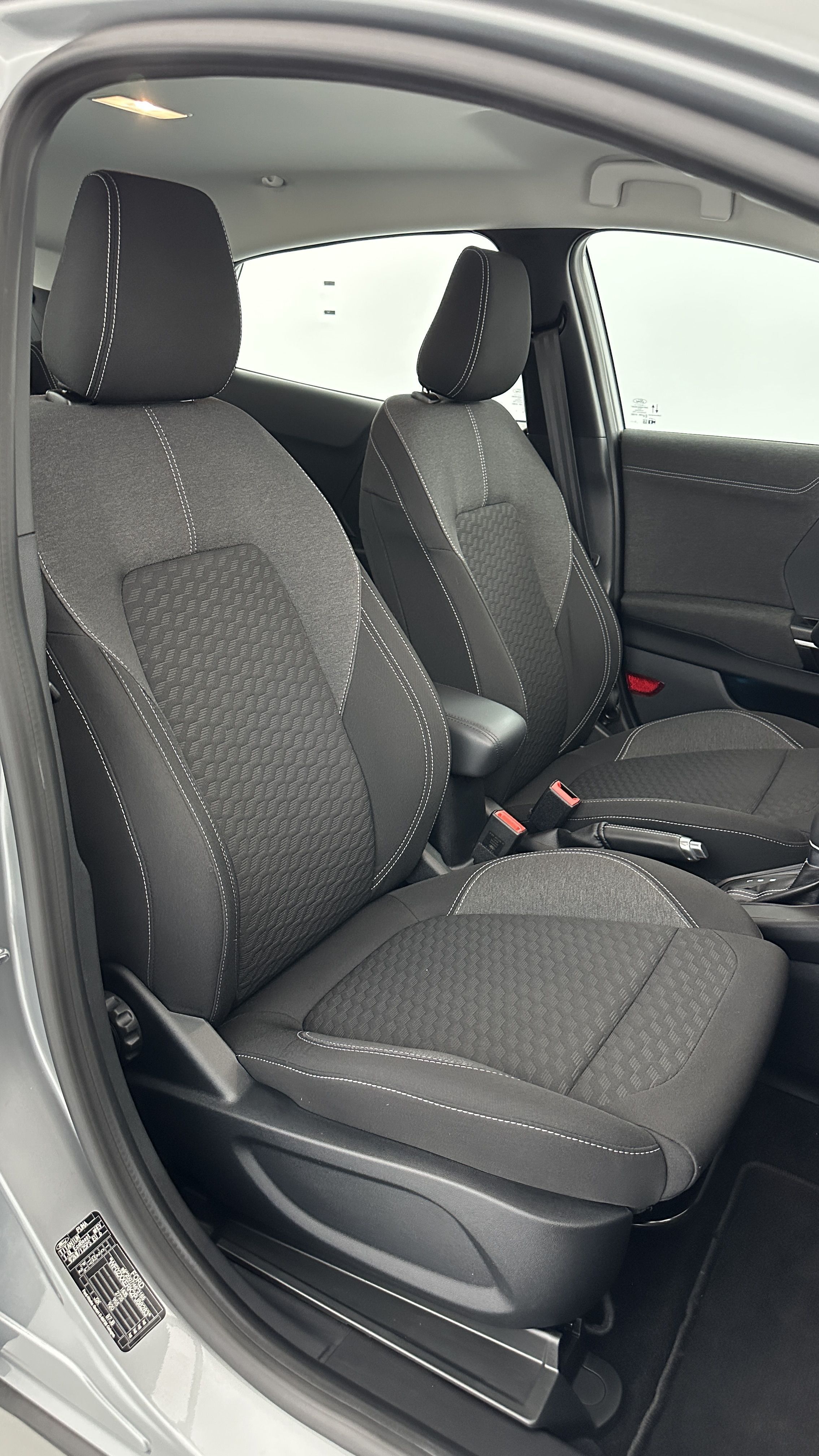 Ford PUMA - Image 16