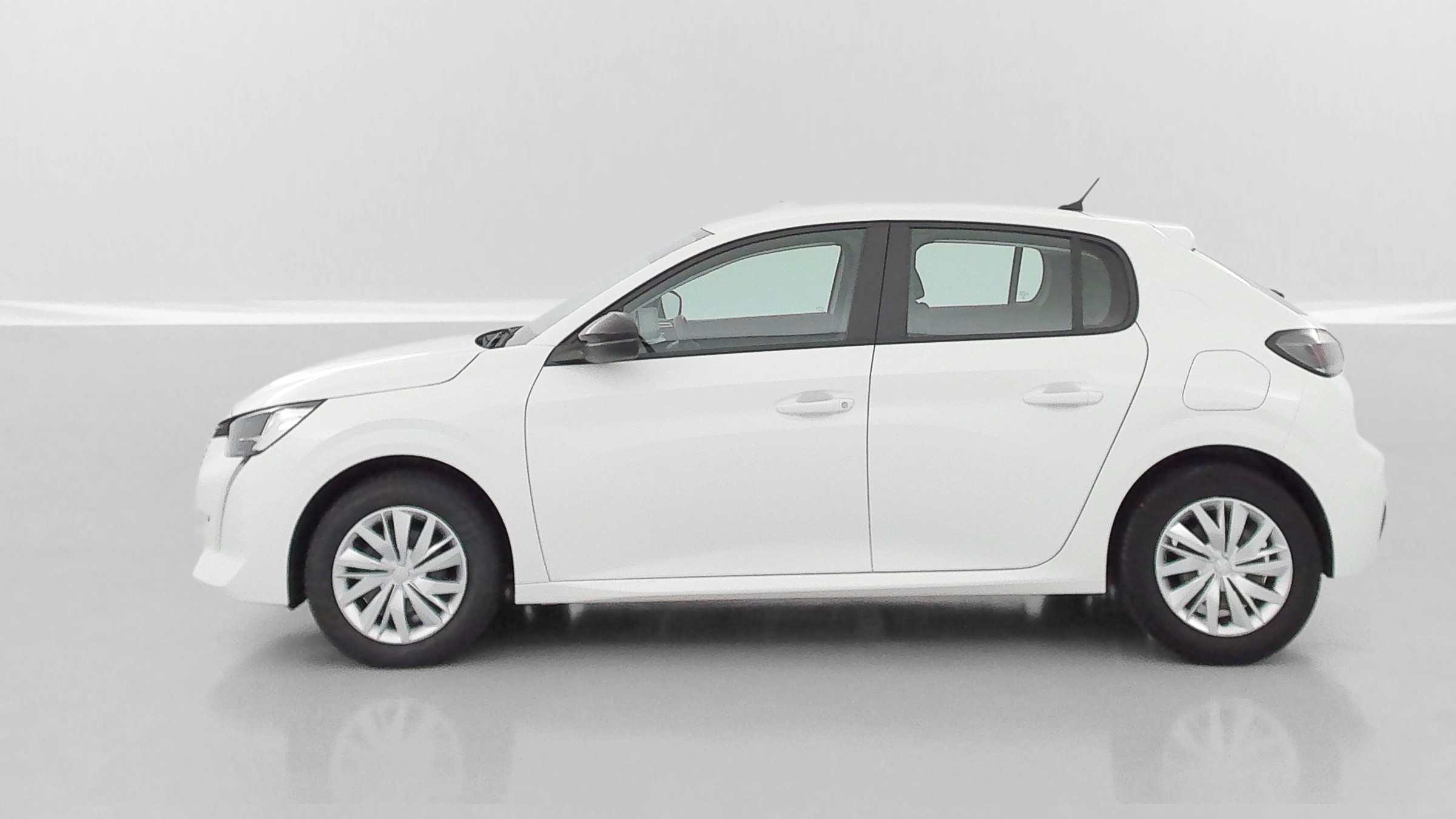 Peugeot 208 - Image 4