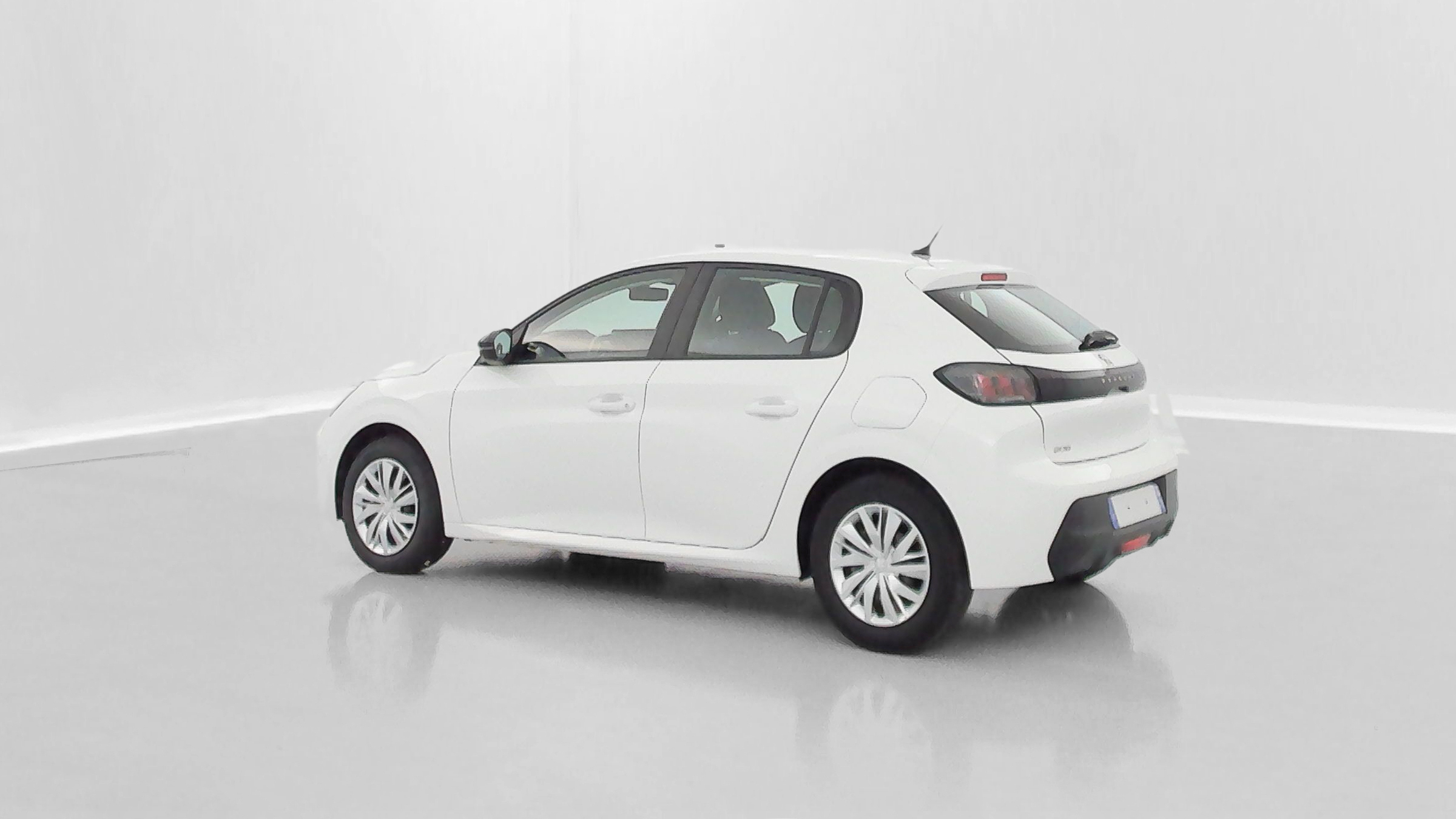 Peugeot 208 - Image 22