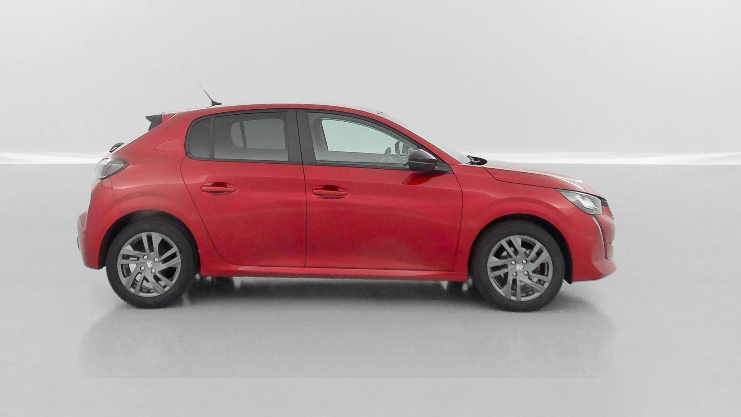 Peugeot 208 - Image 22