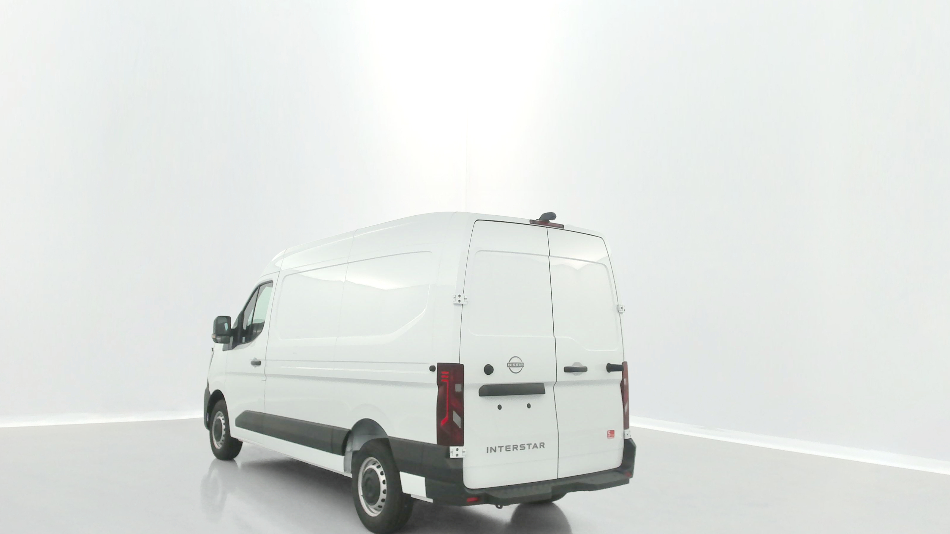 Nissan Interstar Fourgon - Image 5