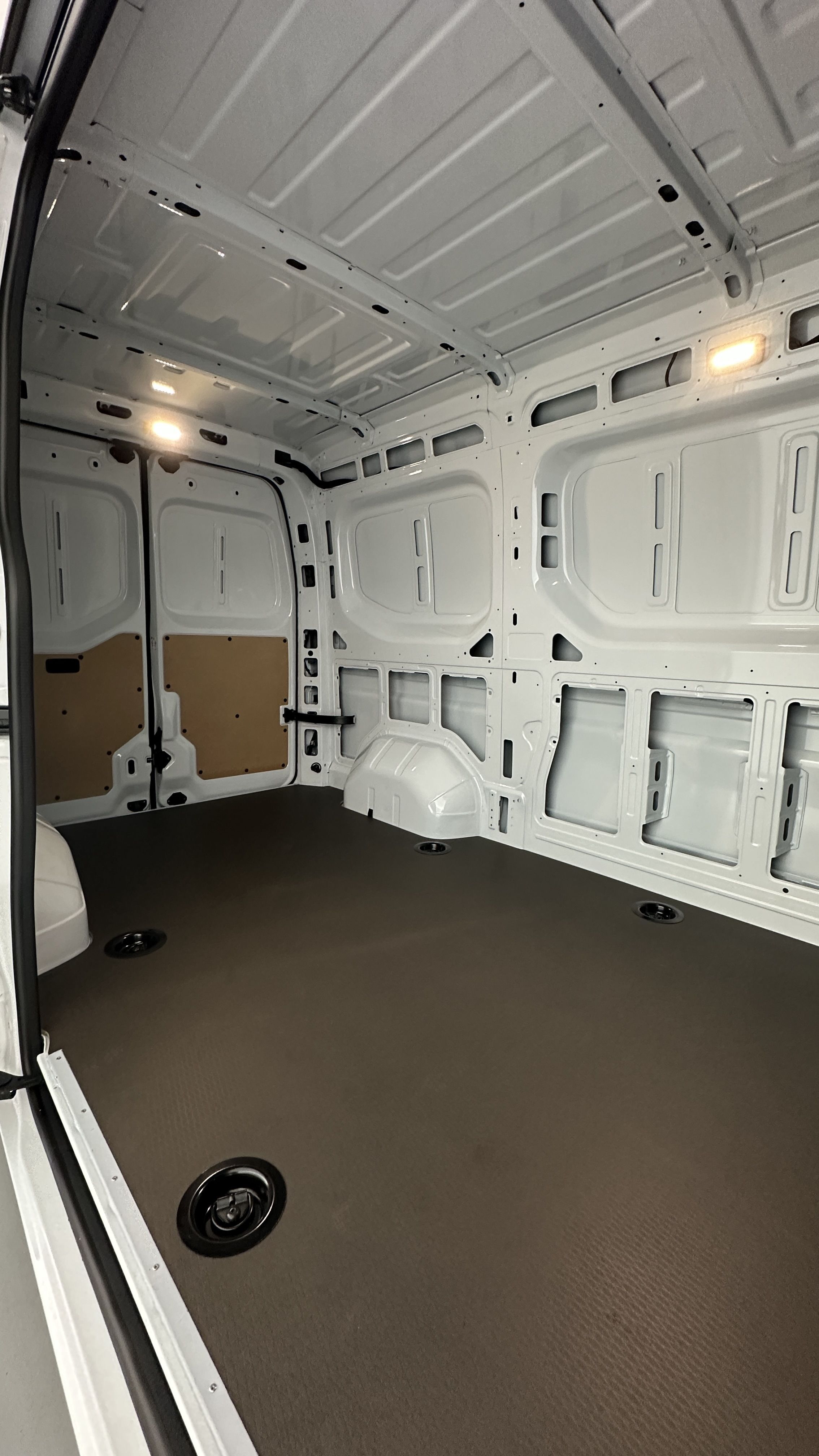 Nissan Interstar Fourgon - Image 8