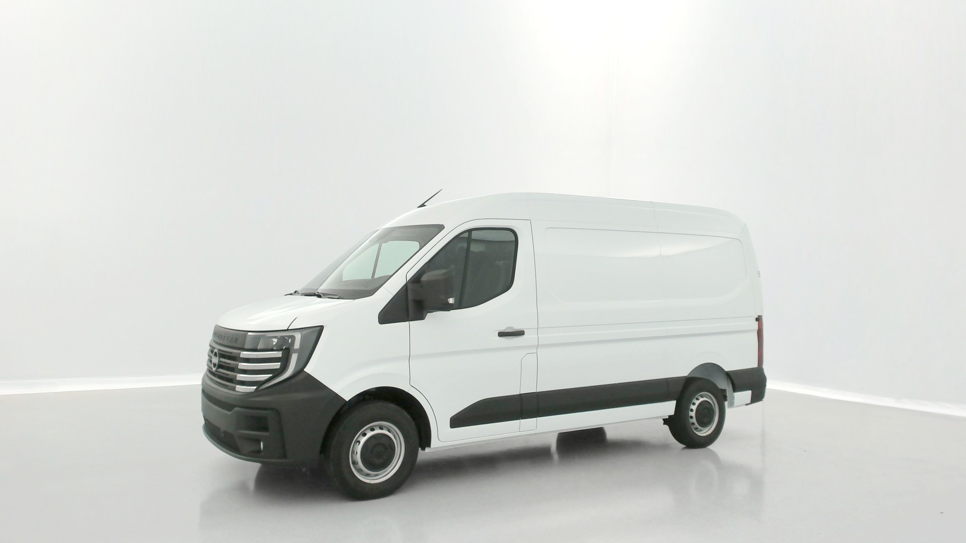 Nissan Interstar Fourgon - Image 20