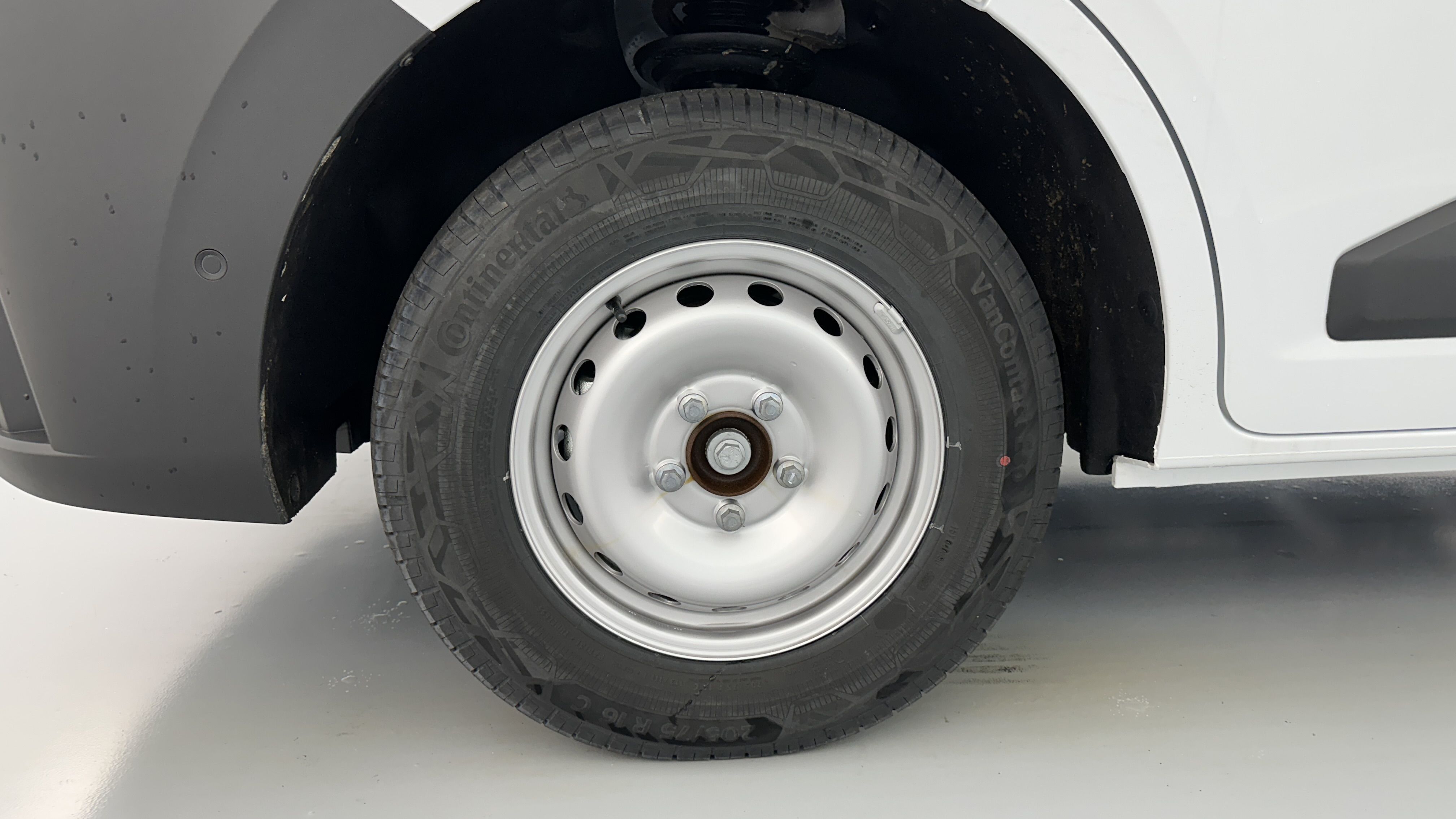 Nissan Interstar Fourgon - Image 14