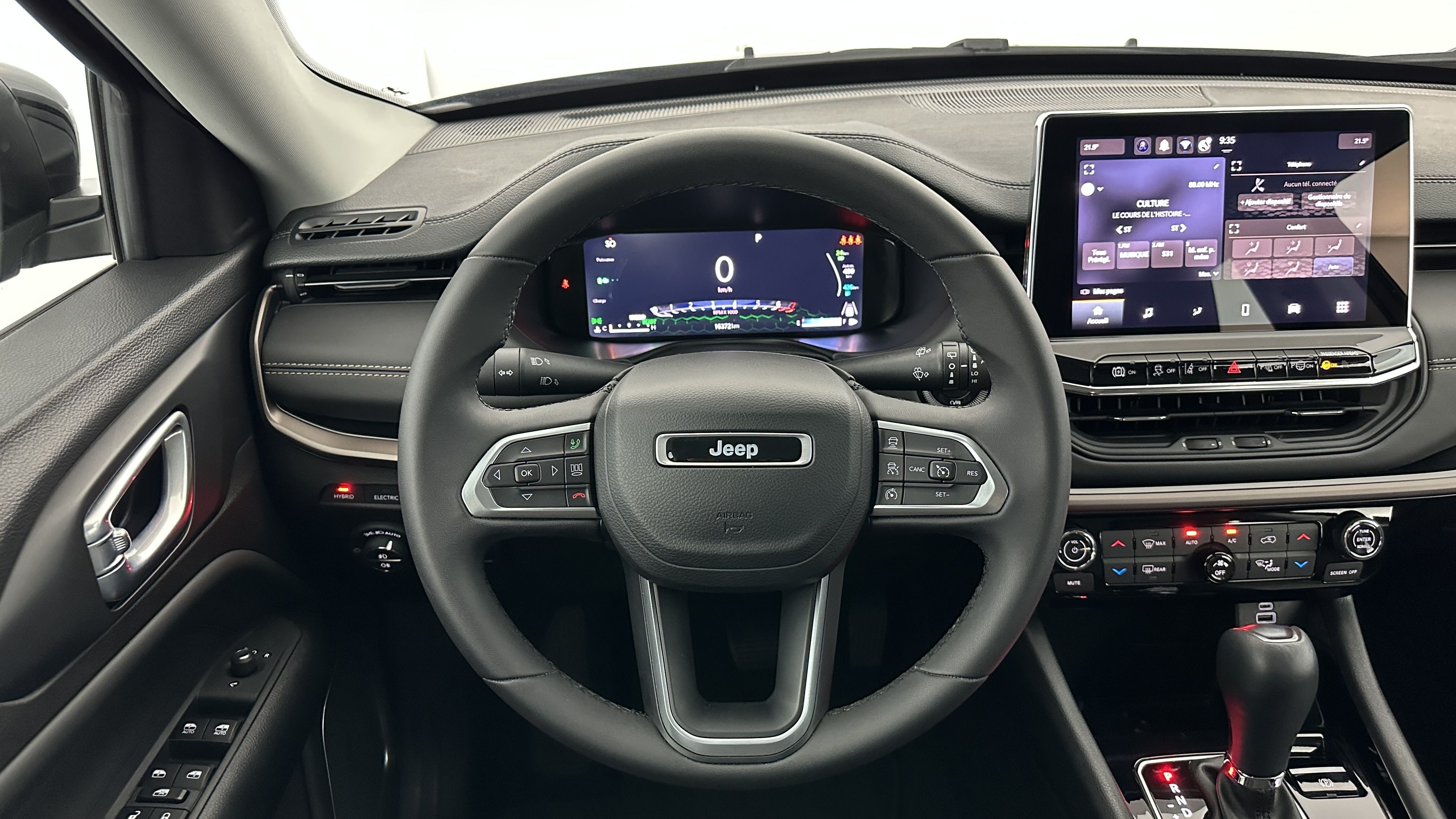 Jeep Compass - Image 13