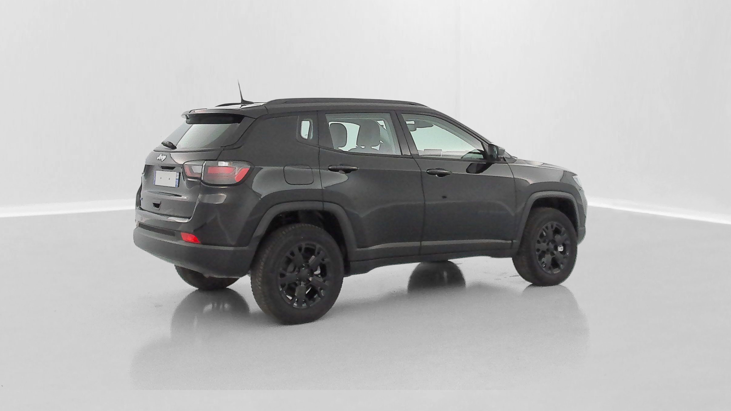 Jeep Compass - Image 32