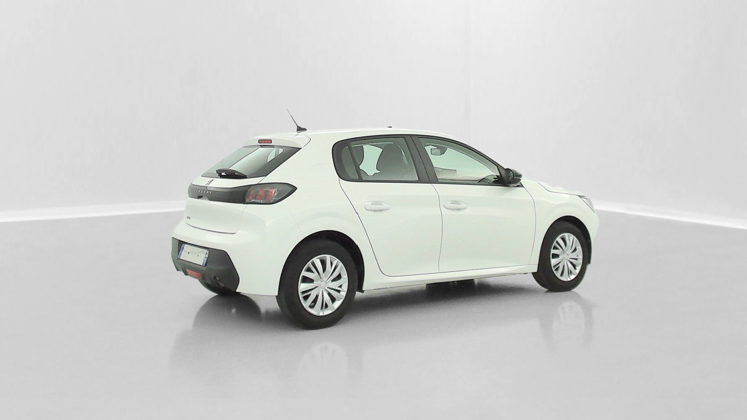 Peugeot 208 - Image 25