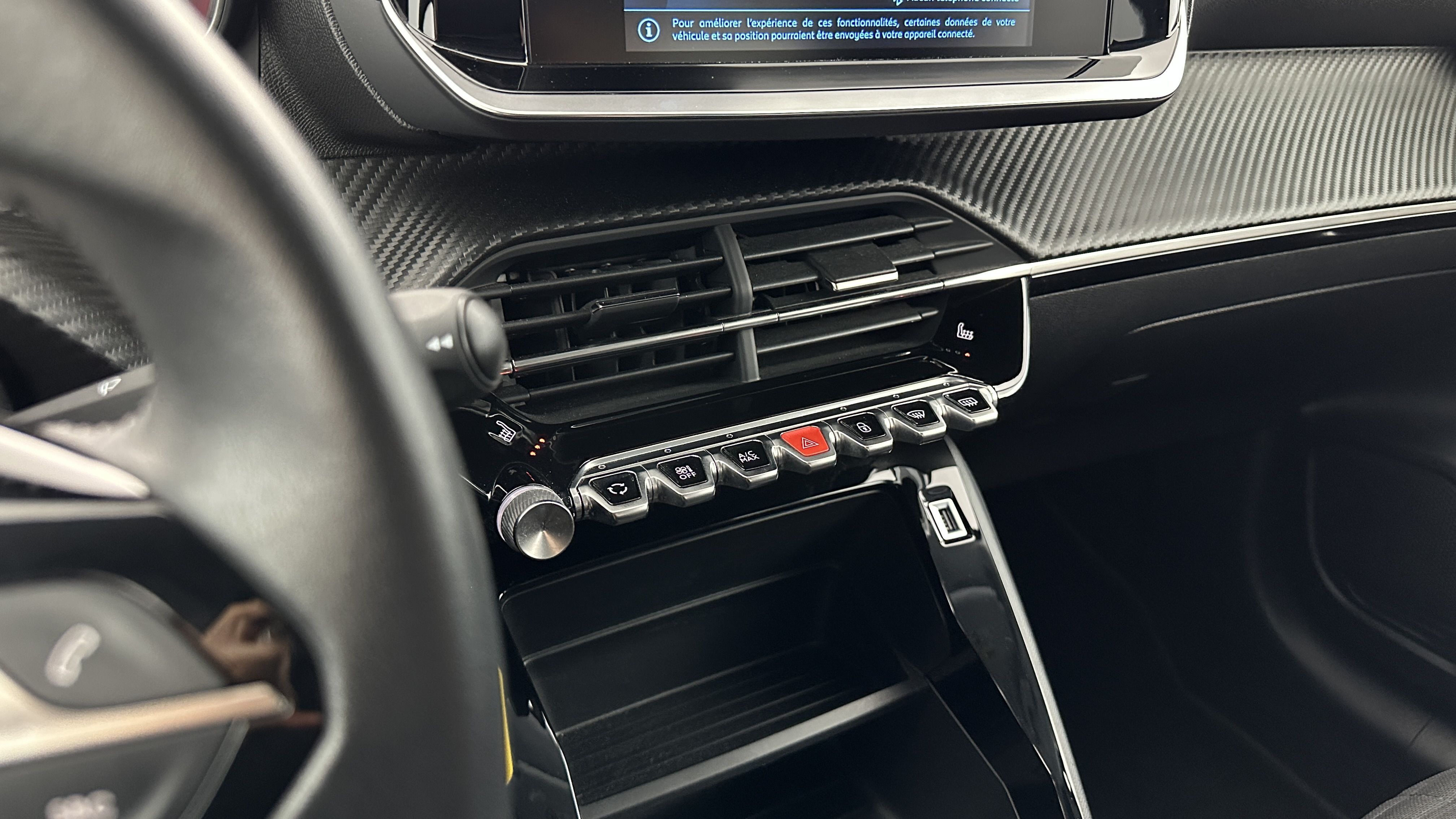 Peugeot 208 - Image 18