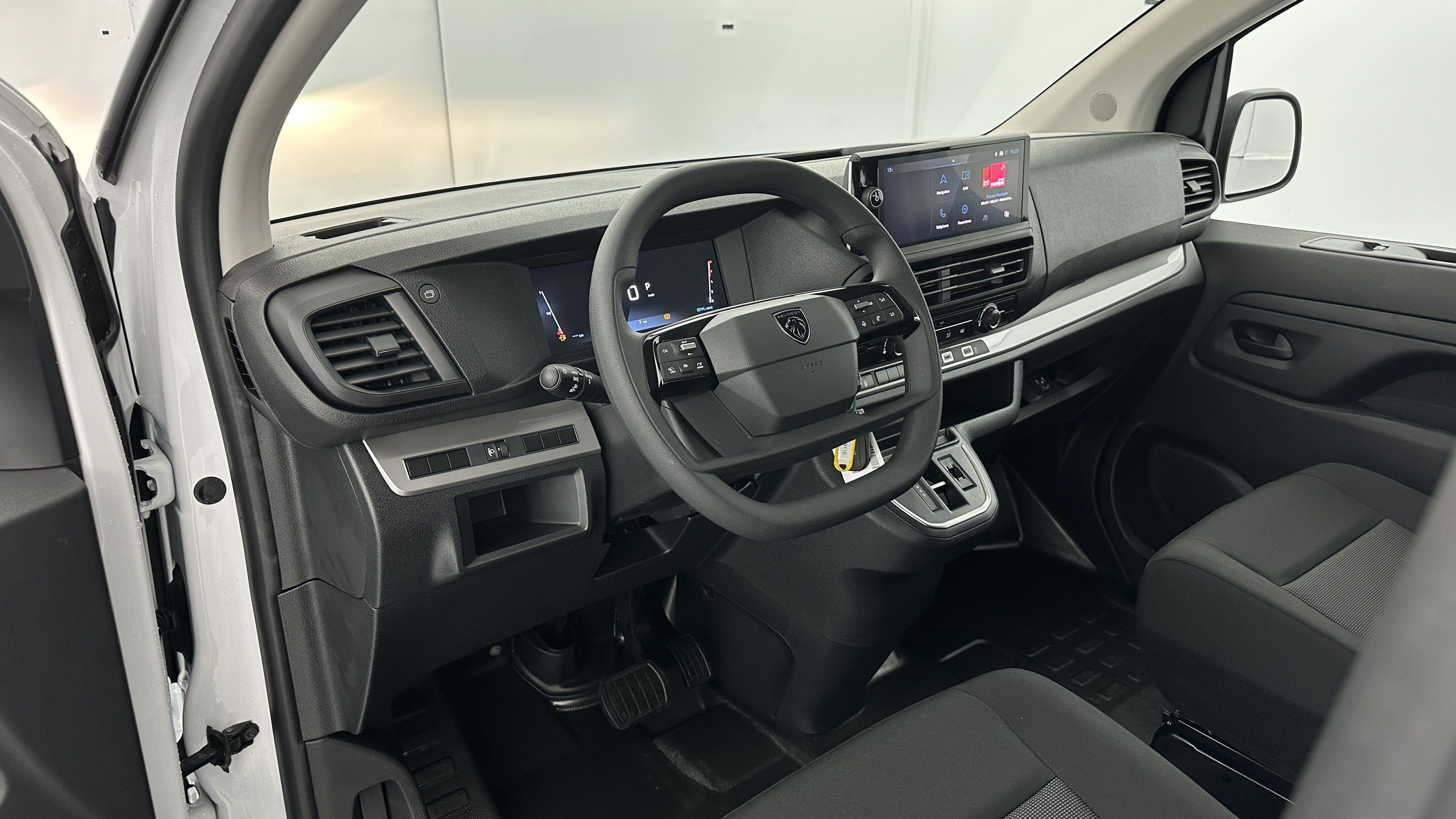 Peugeot Expert Cabine Approfondie - Image 6