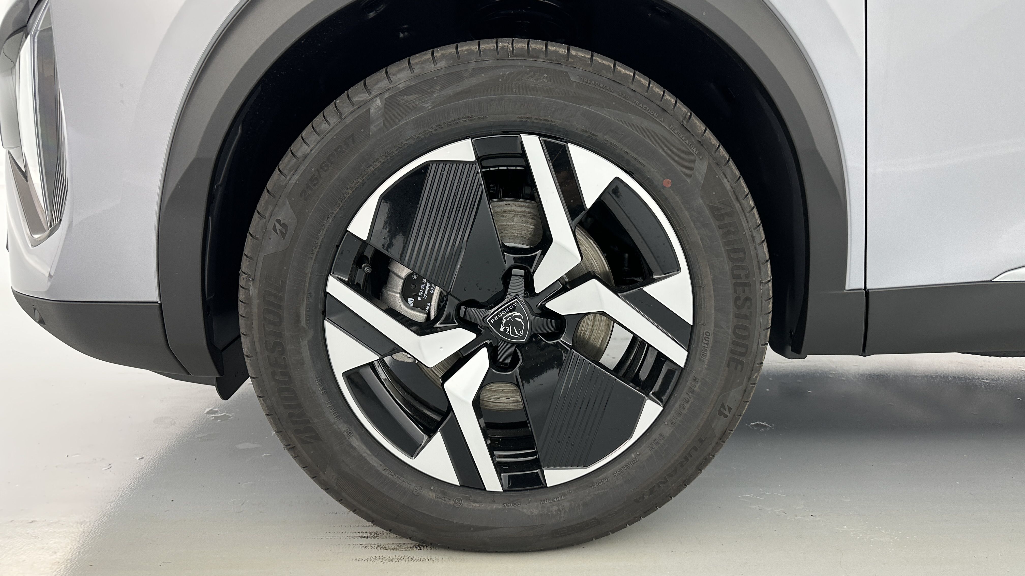 Peugeot 2008 - Image 12