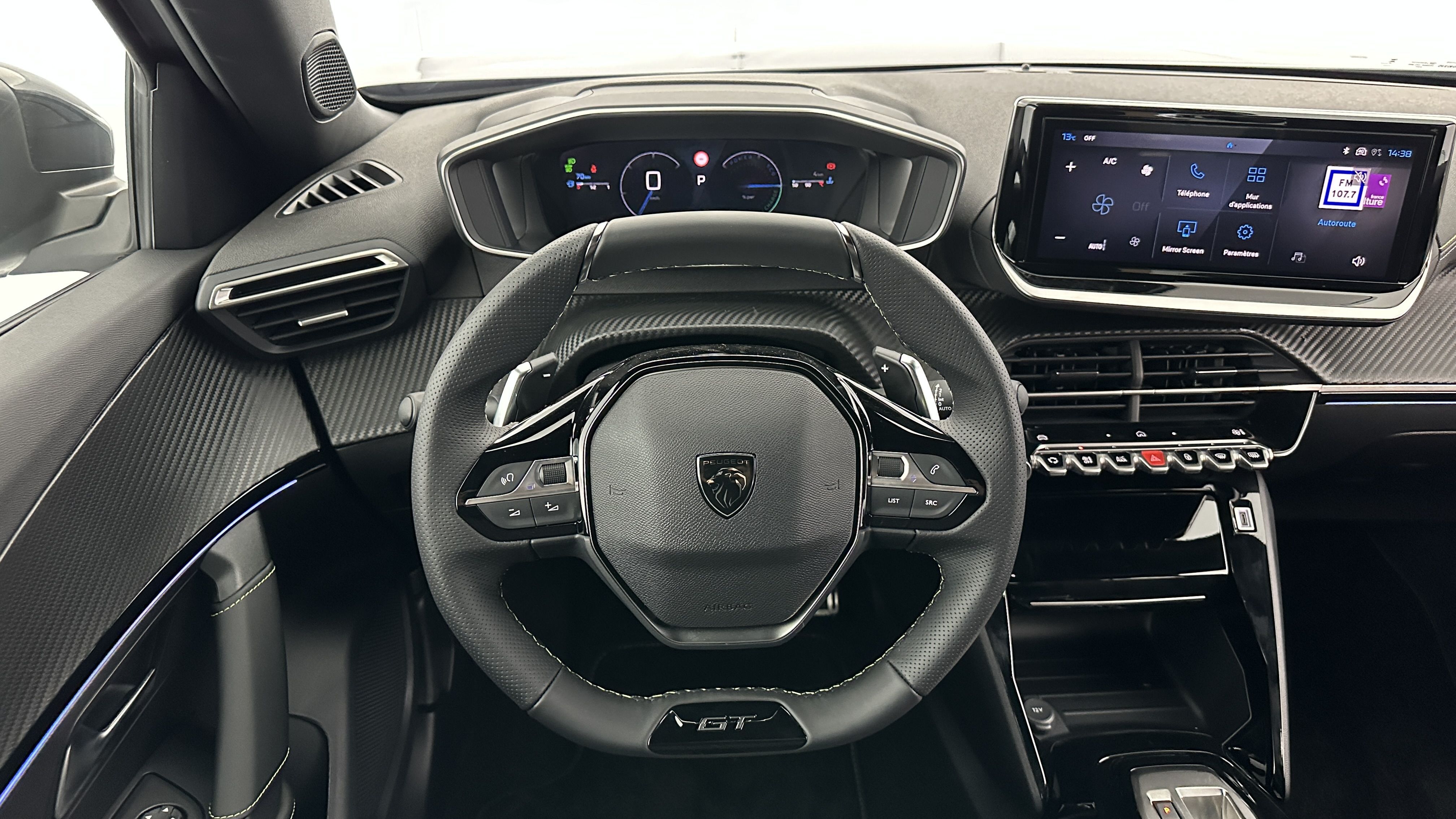 Peugeot 2008 - Image 14