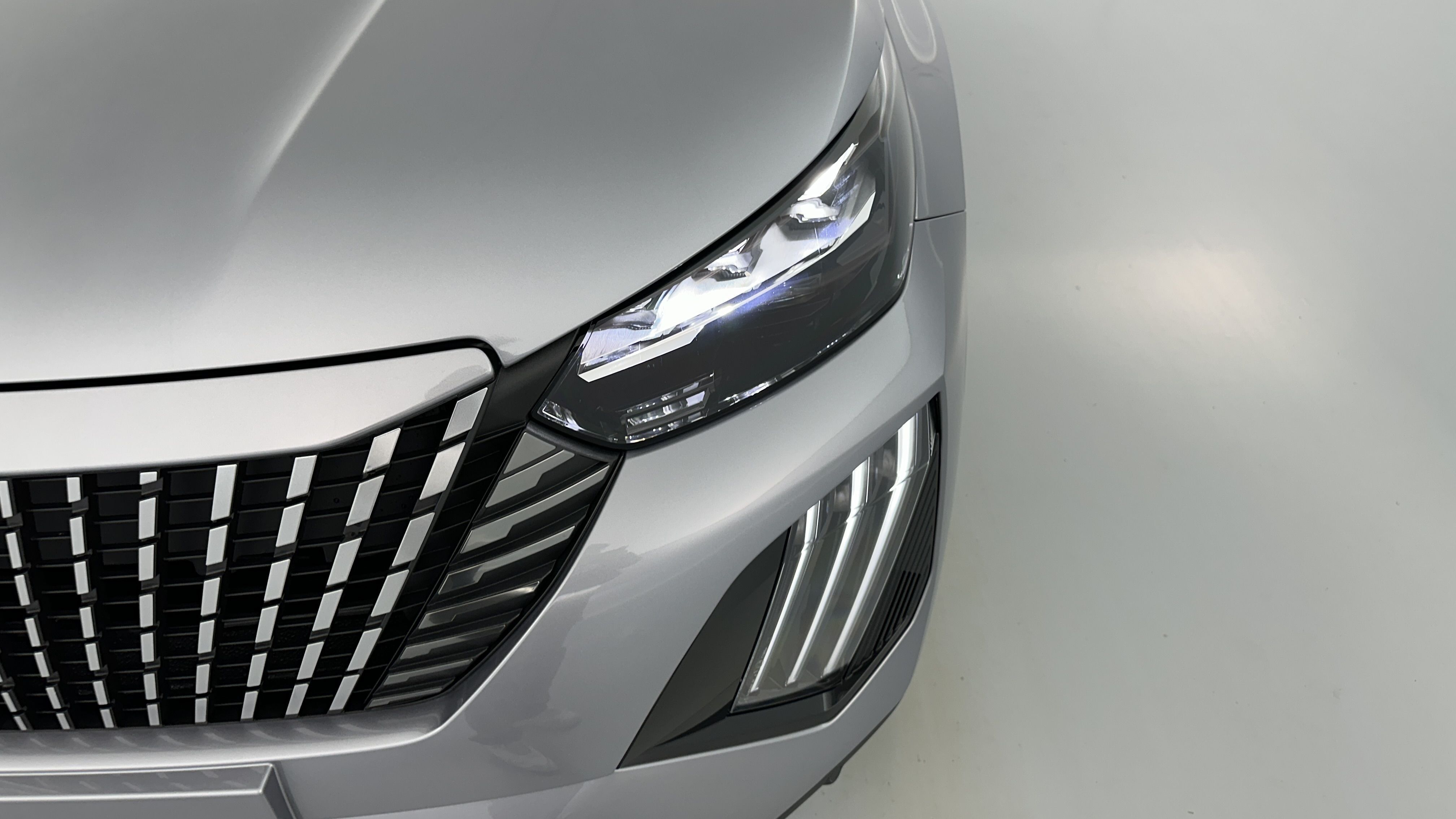 Peugeot 2008 - Image 23