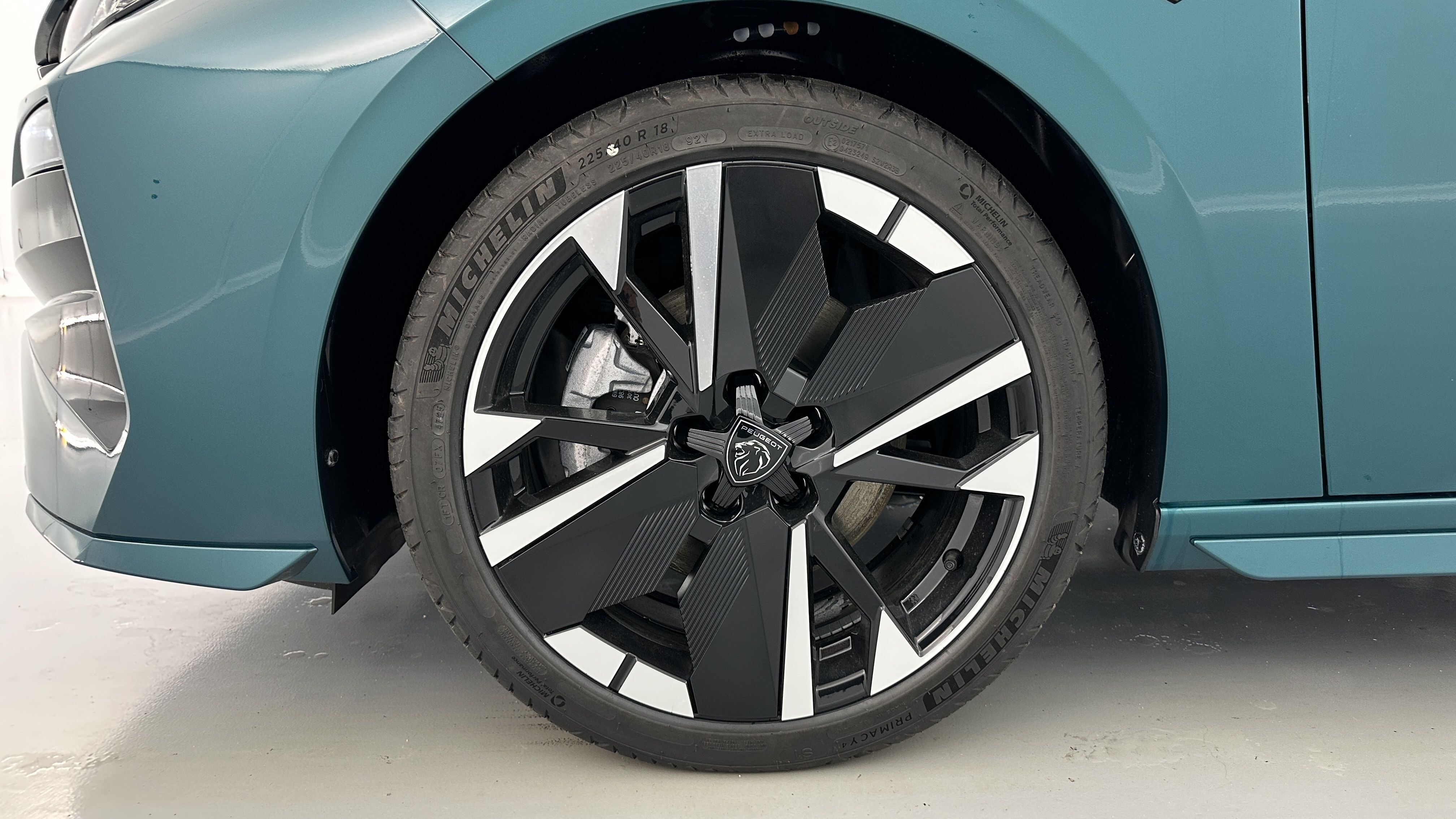 Peugeot 308 - Image 12