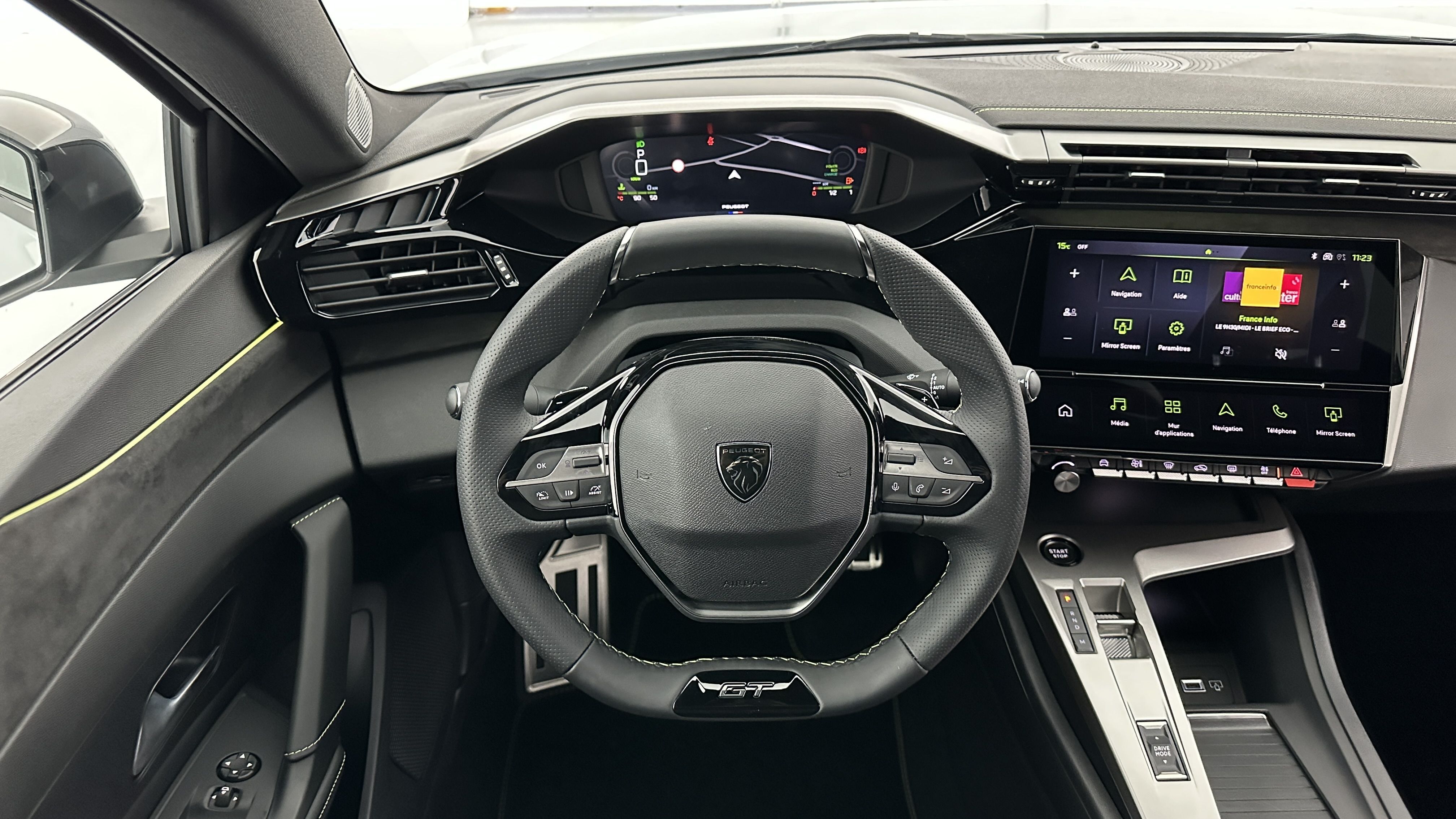 Peugeot 308 - Image 14