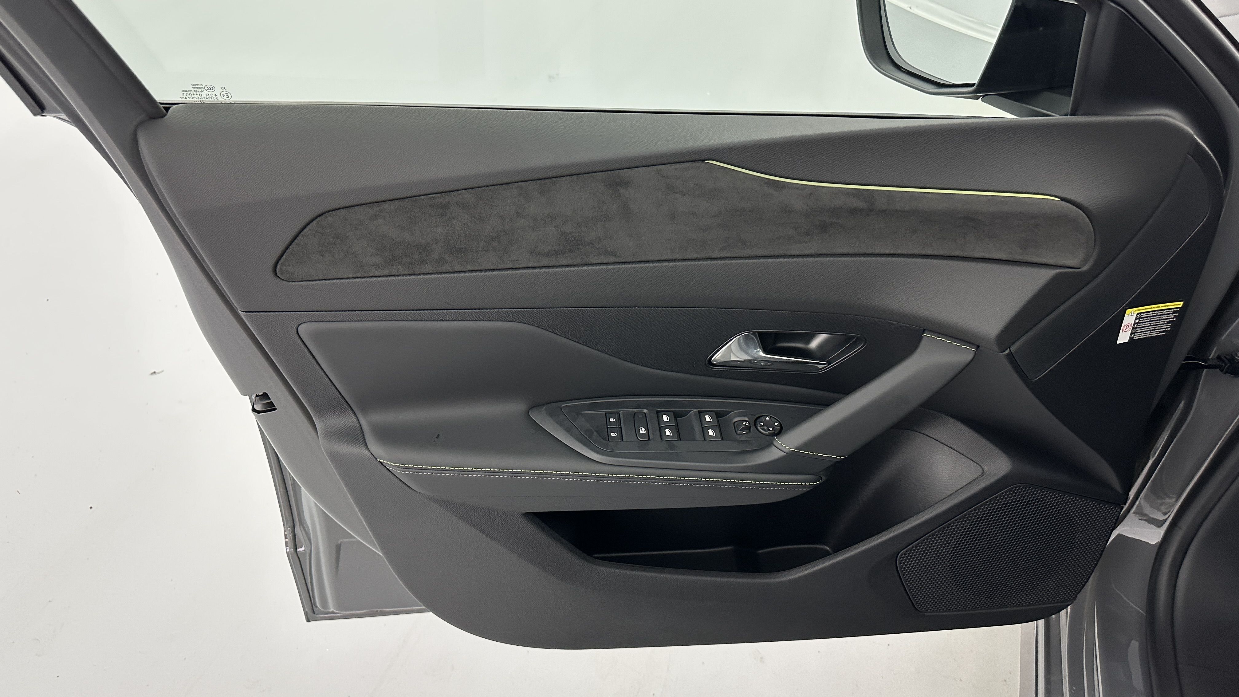 Peugeot 308 - Image 13