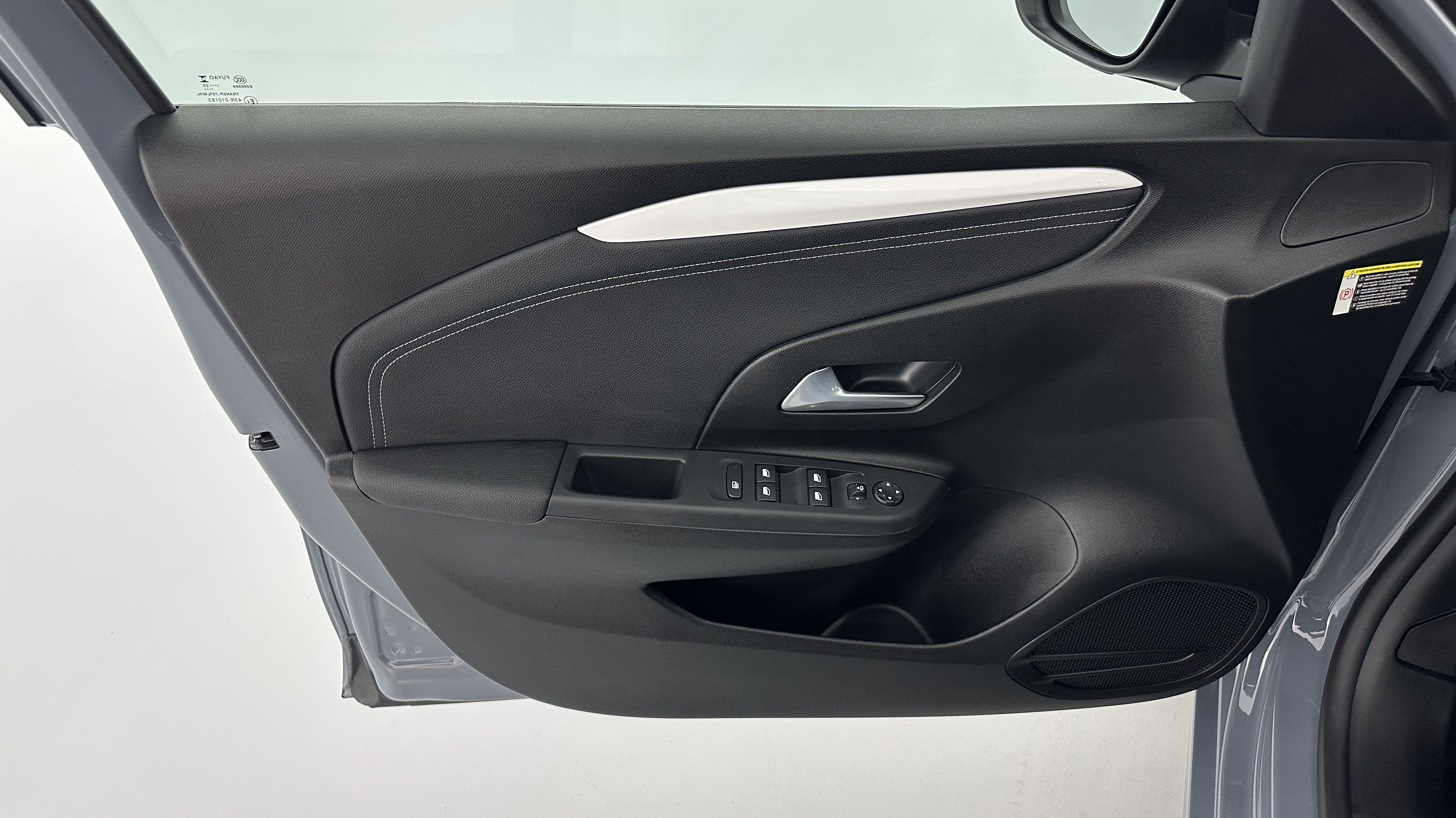 Opel Corsa - Image 12