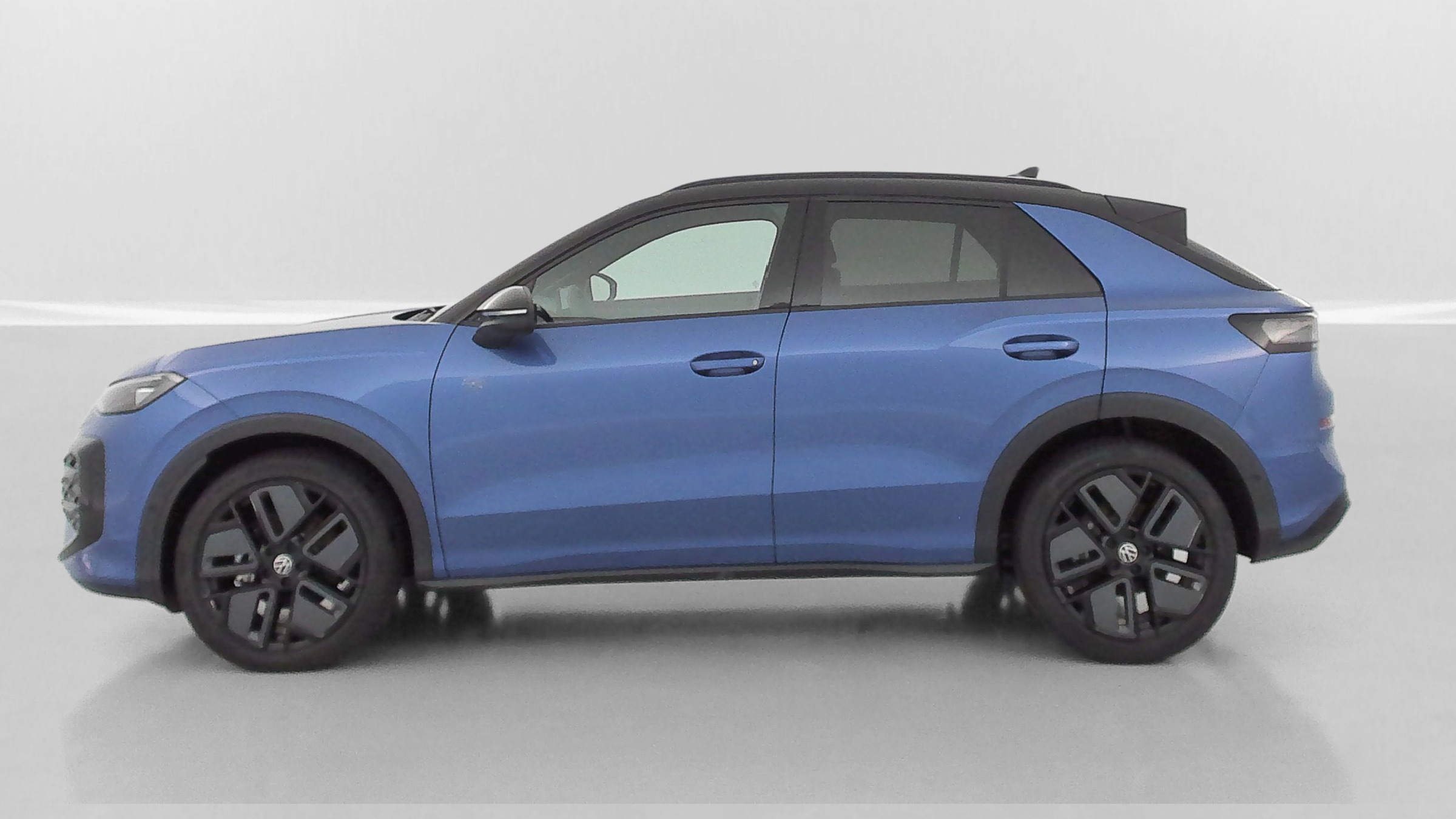 Volkswagen T-Roc - Image 4