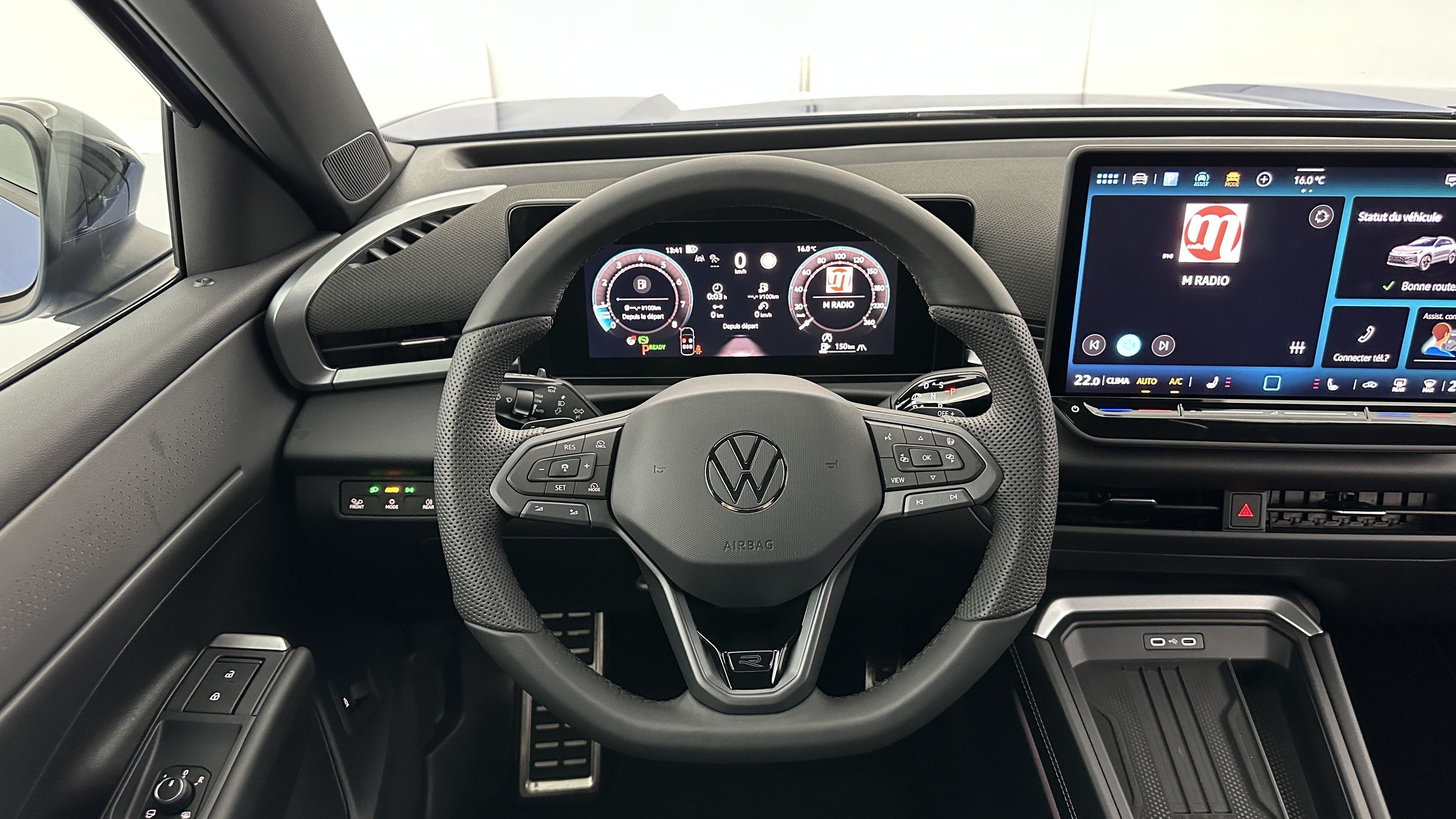 Volkswagen T-Roc - Image 14