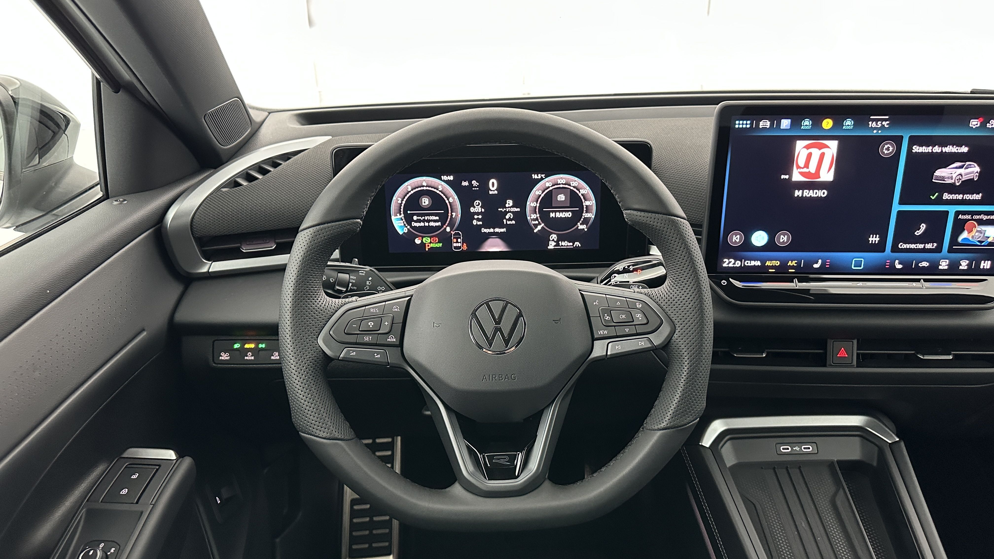Volkswagen T-Roc - Image 13