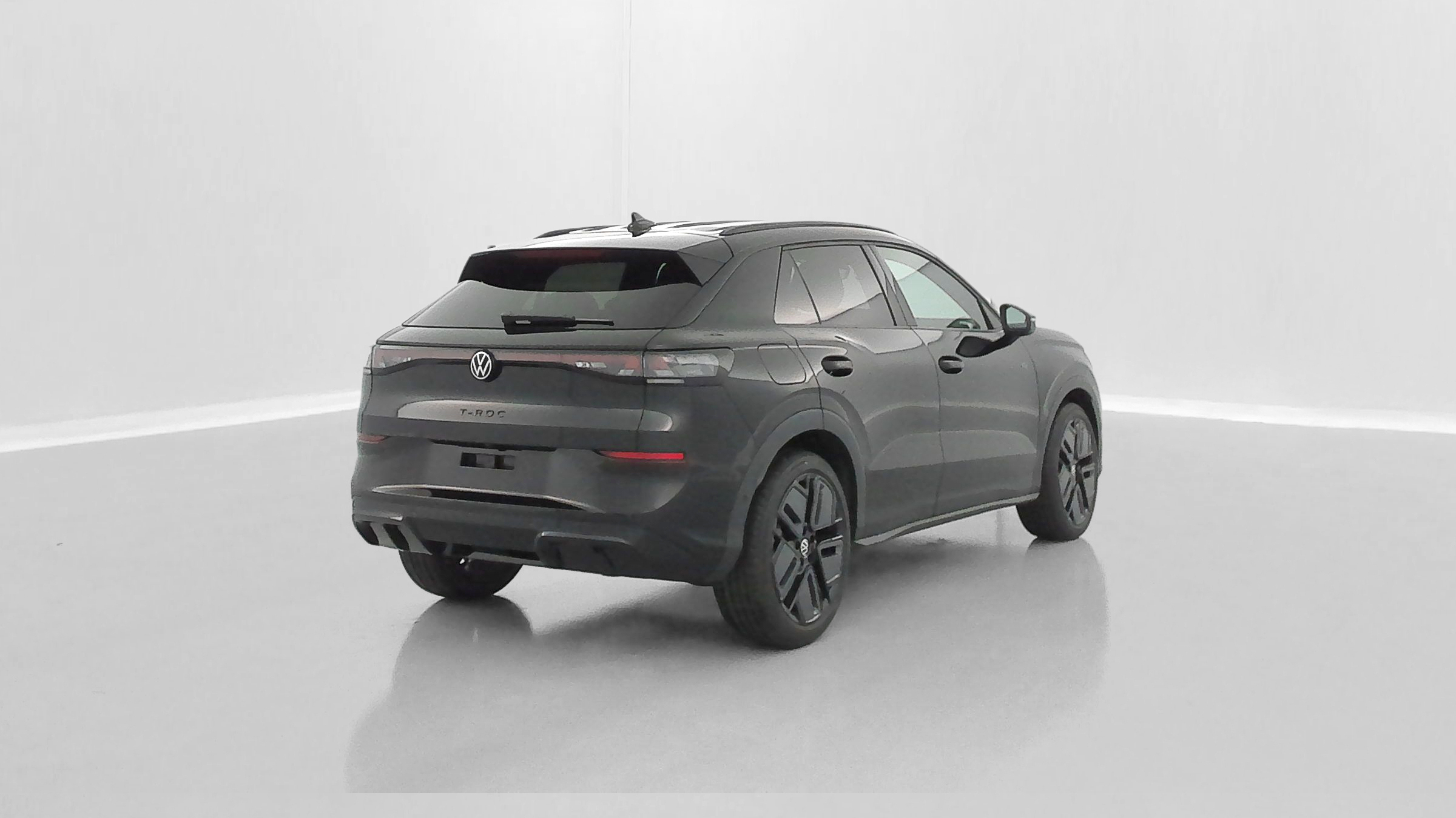 Volkswagen T-Roc - Image 27