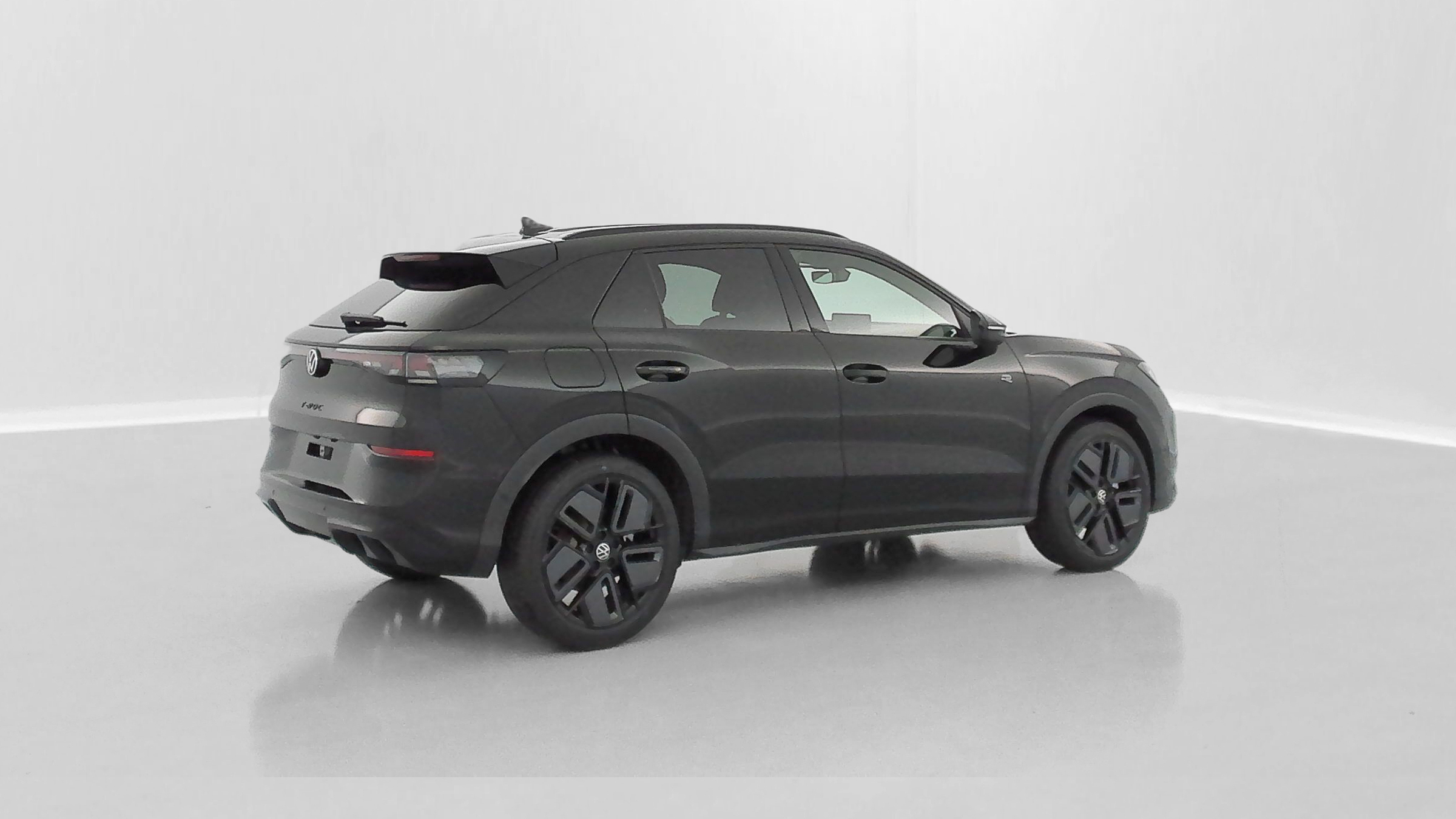 Volkswagen T-Roc - Image 31