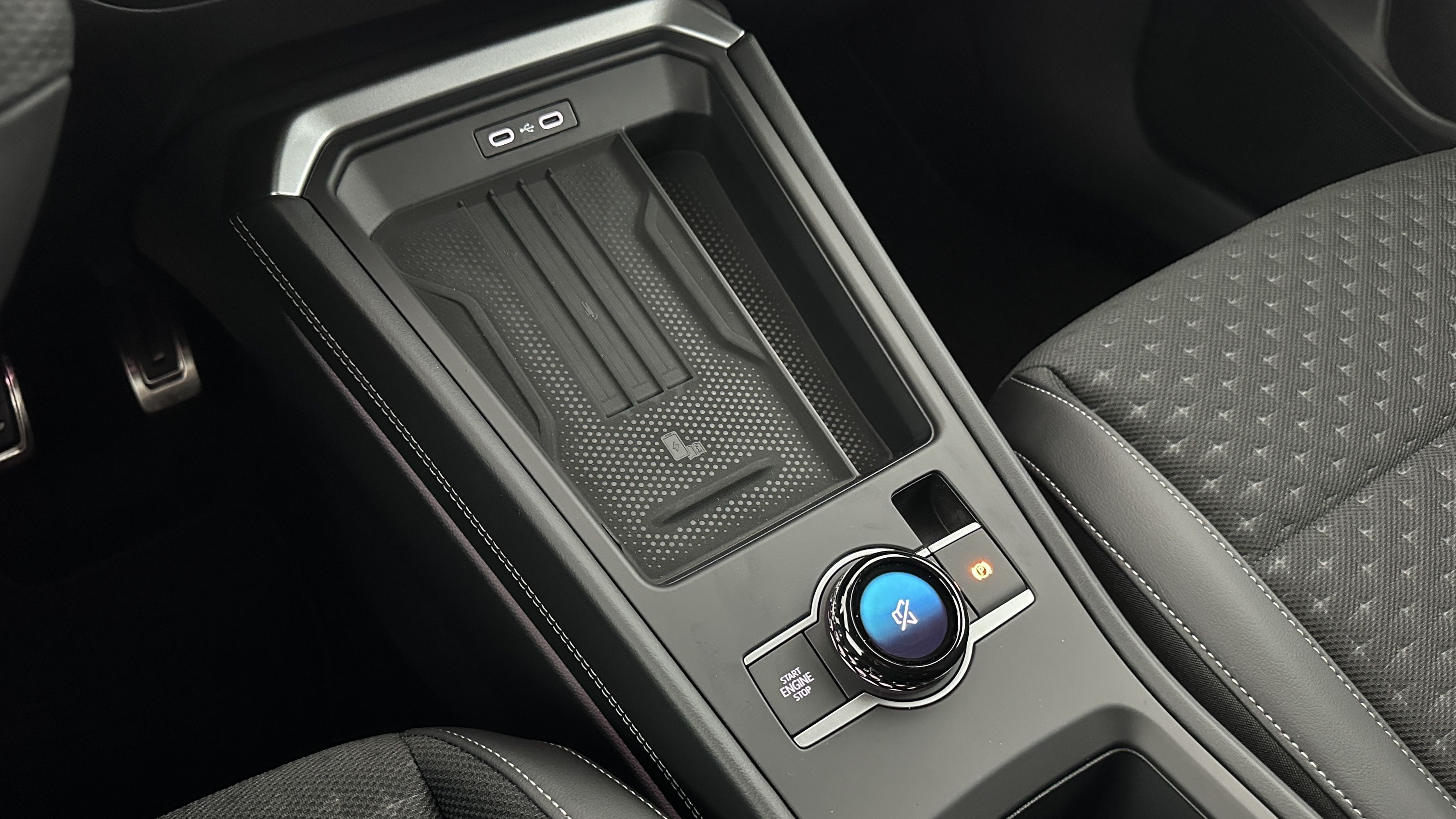 Volkswagen T-Roc - Image 17