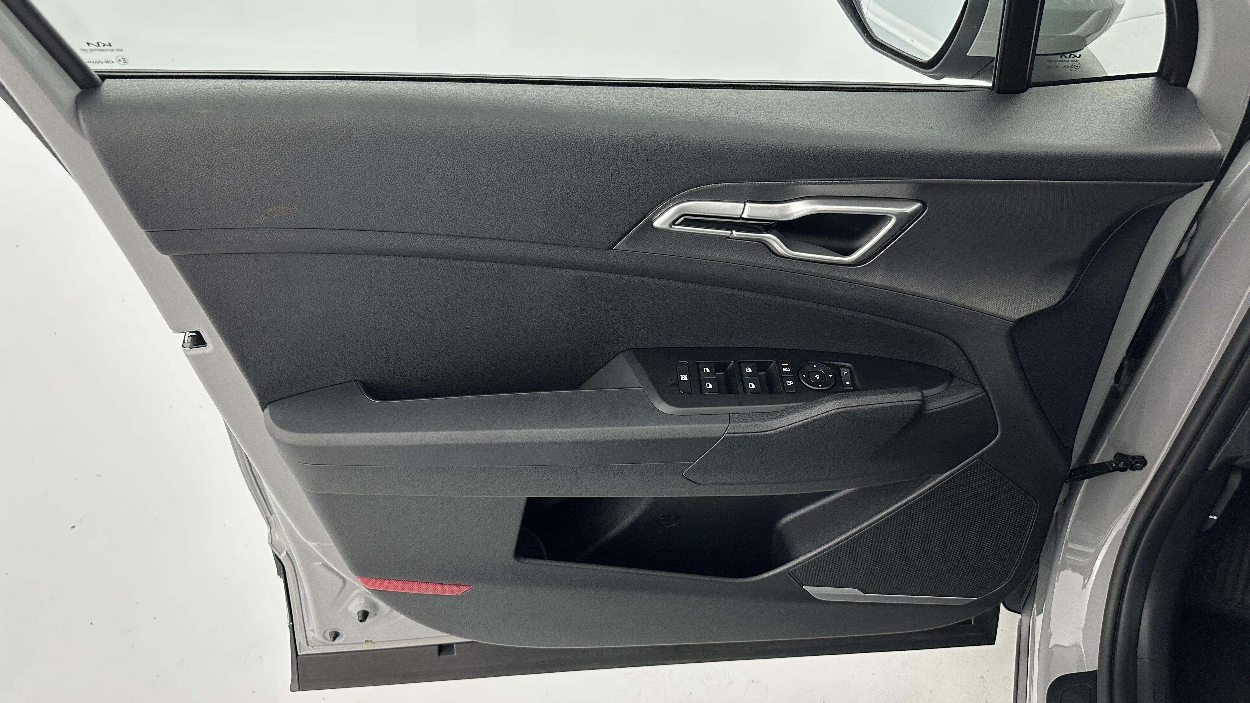 Kia SPORTAGE - Image 13