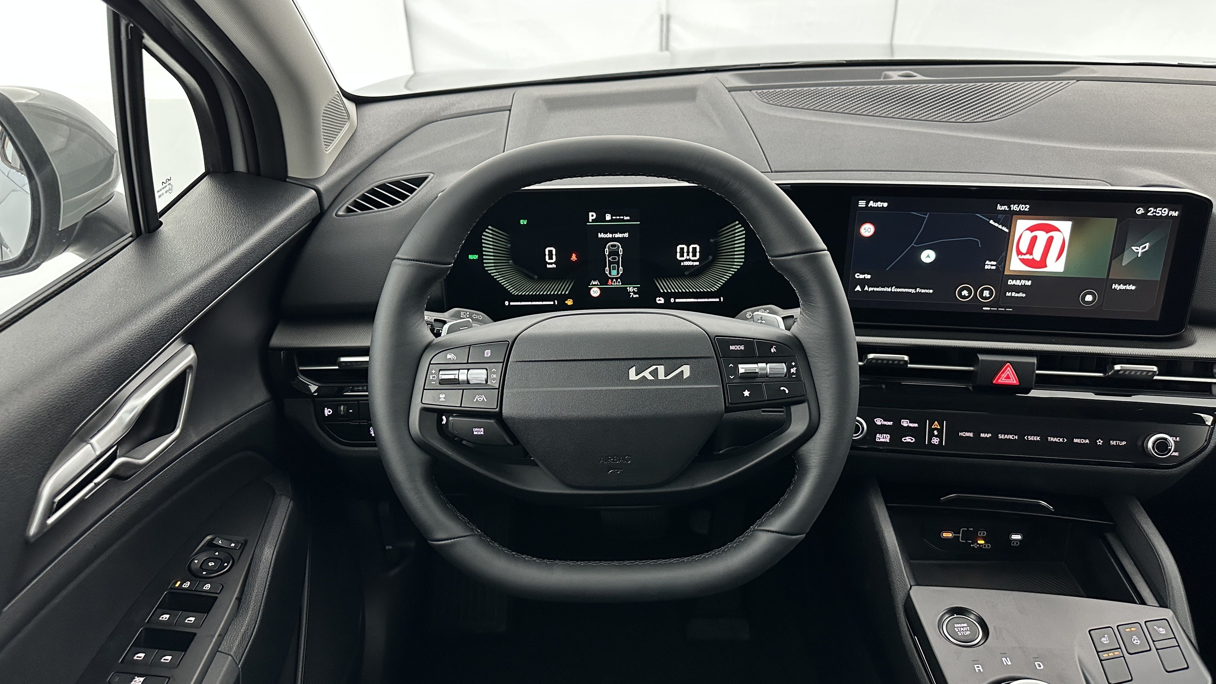 Kia SPORTAGE - Image 14