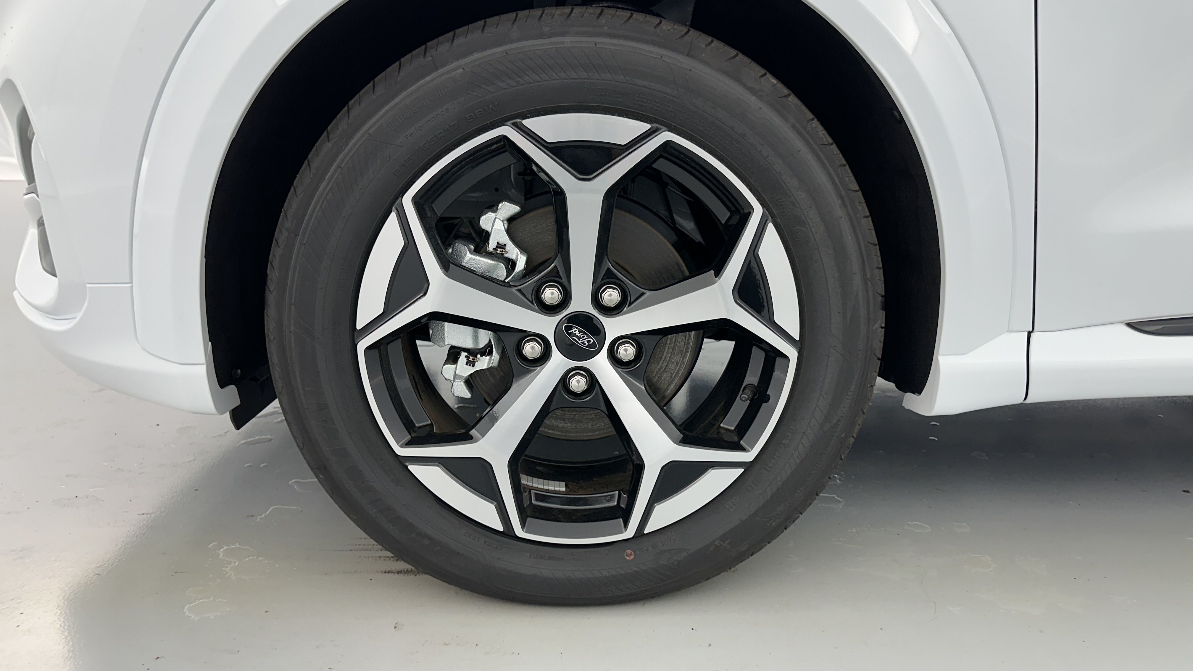 Ford PUMA - Image 11