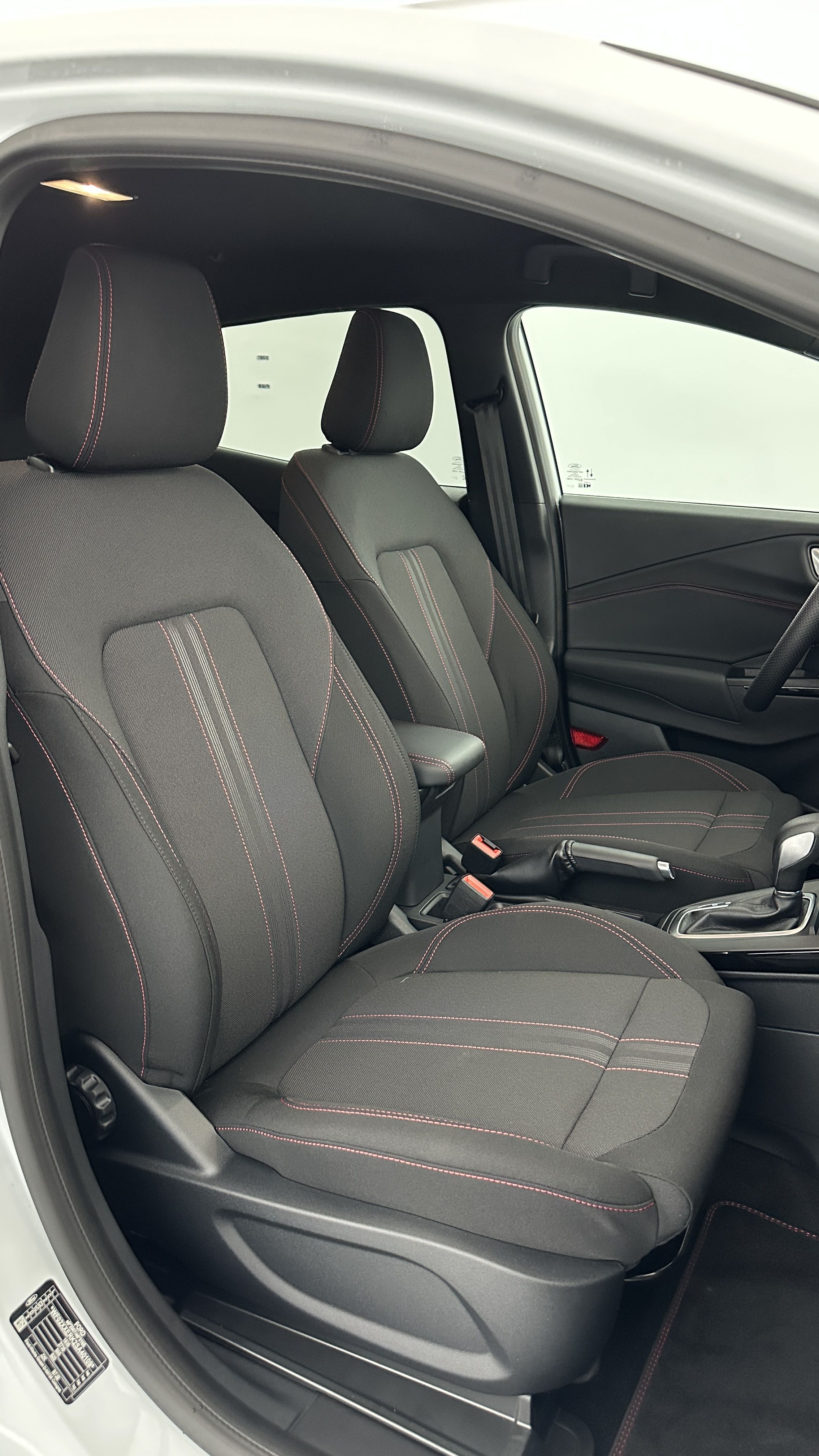 Ford PUMA - Image 16