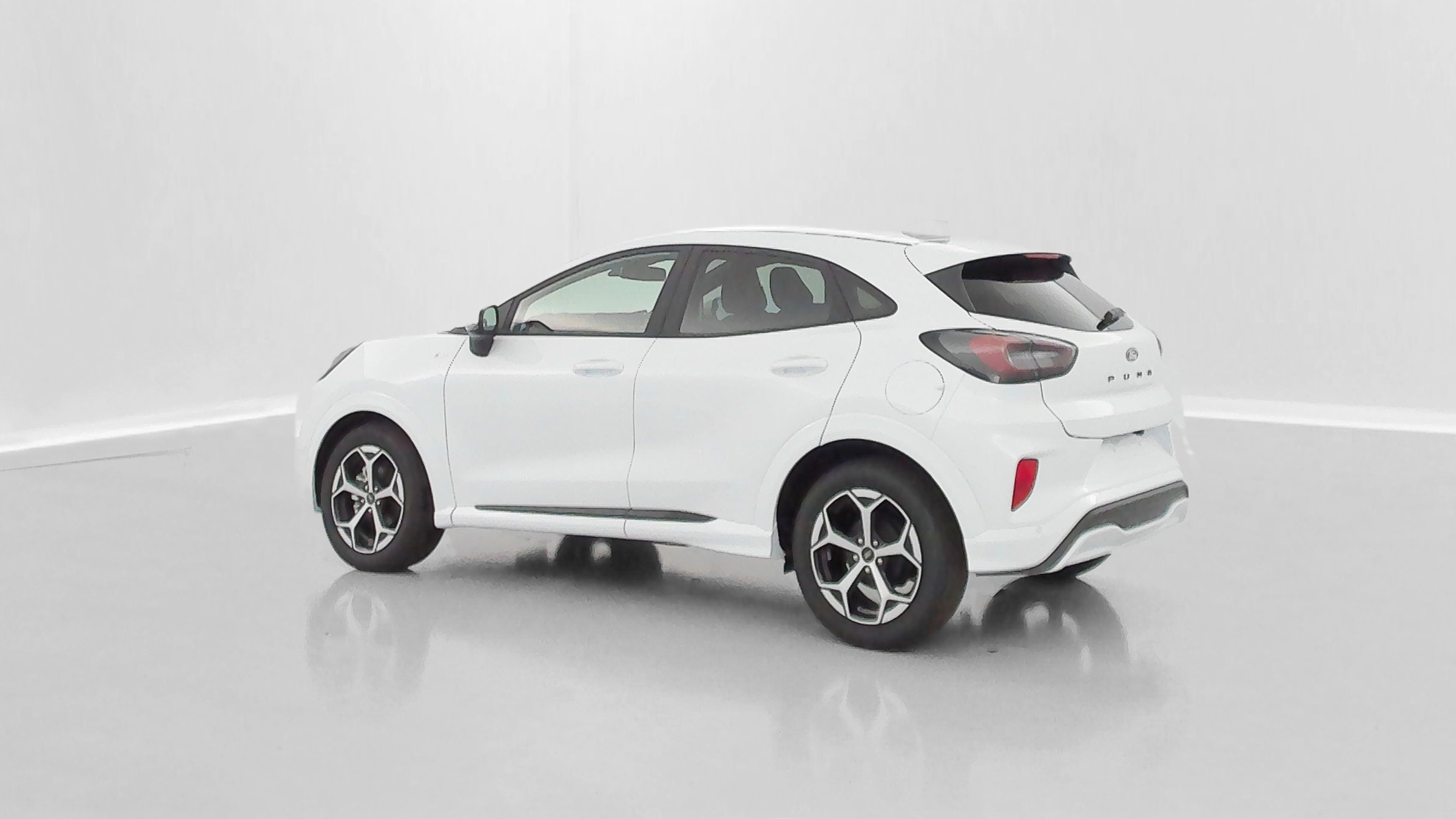 Ford PUMA - Image 26