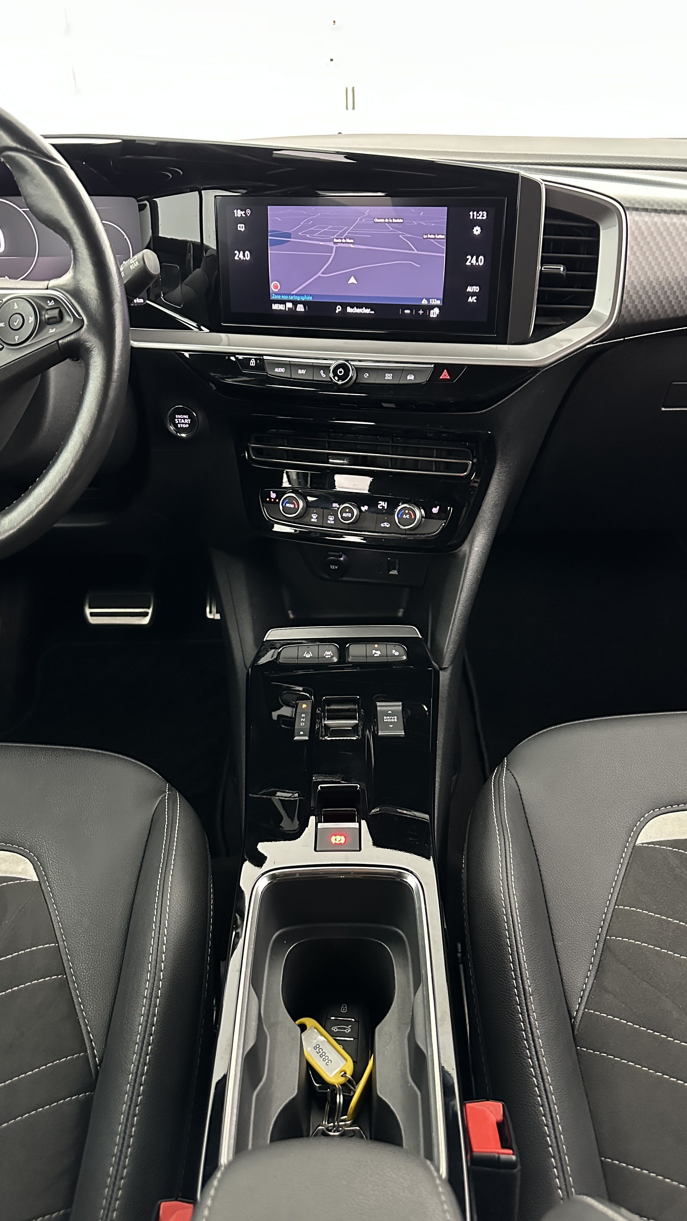 Opel MOKKA-E - Image 15