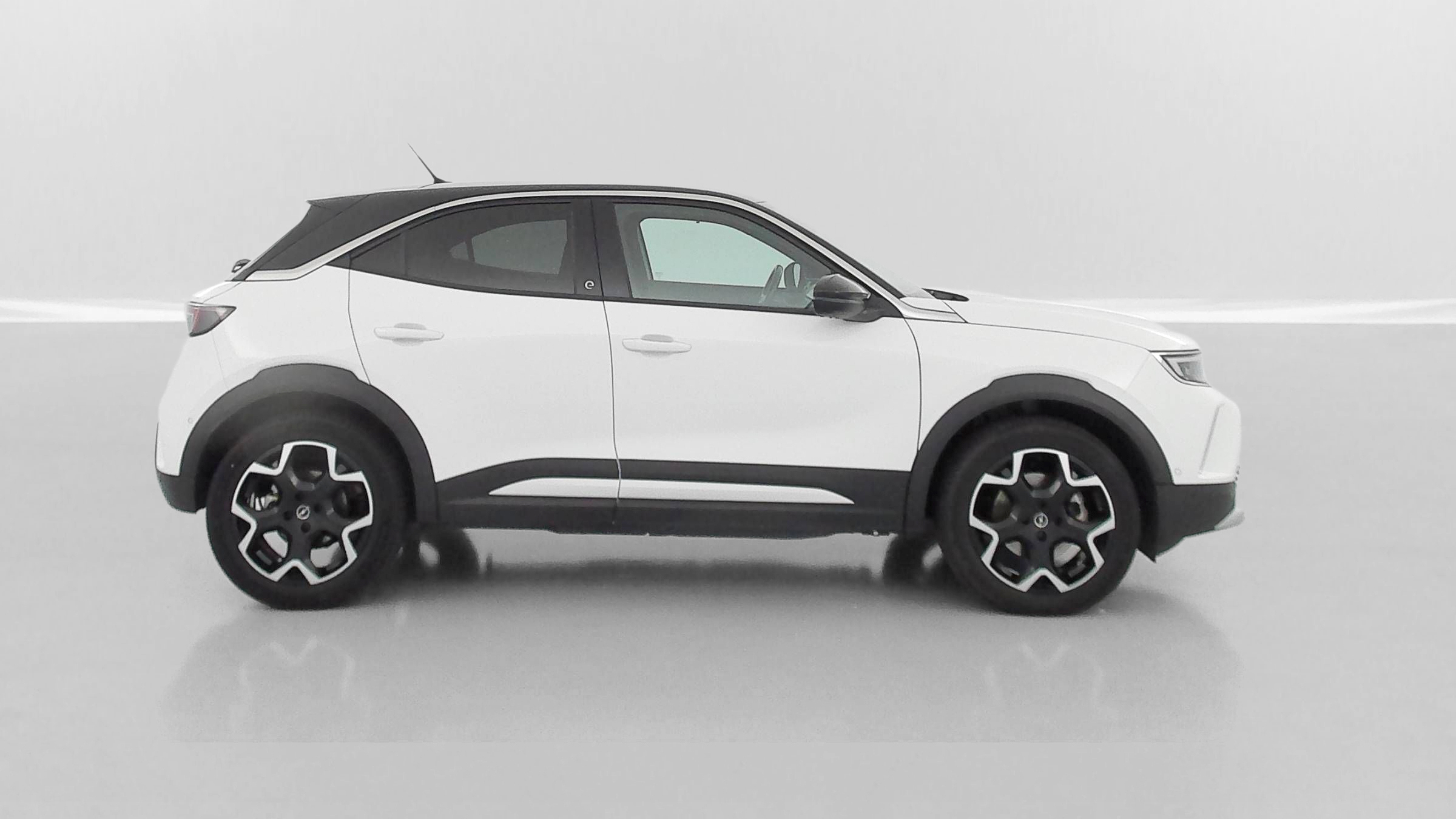 Opel MOKKA-E - Image 29